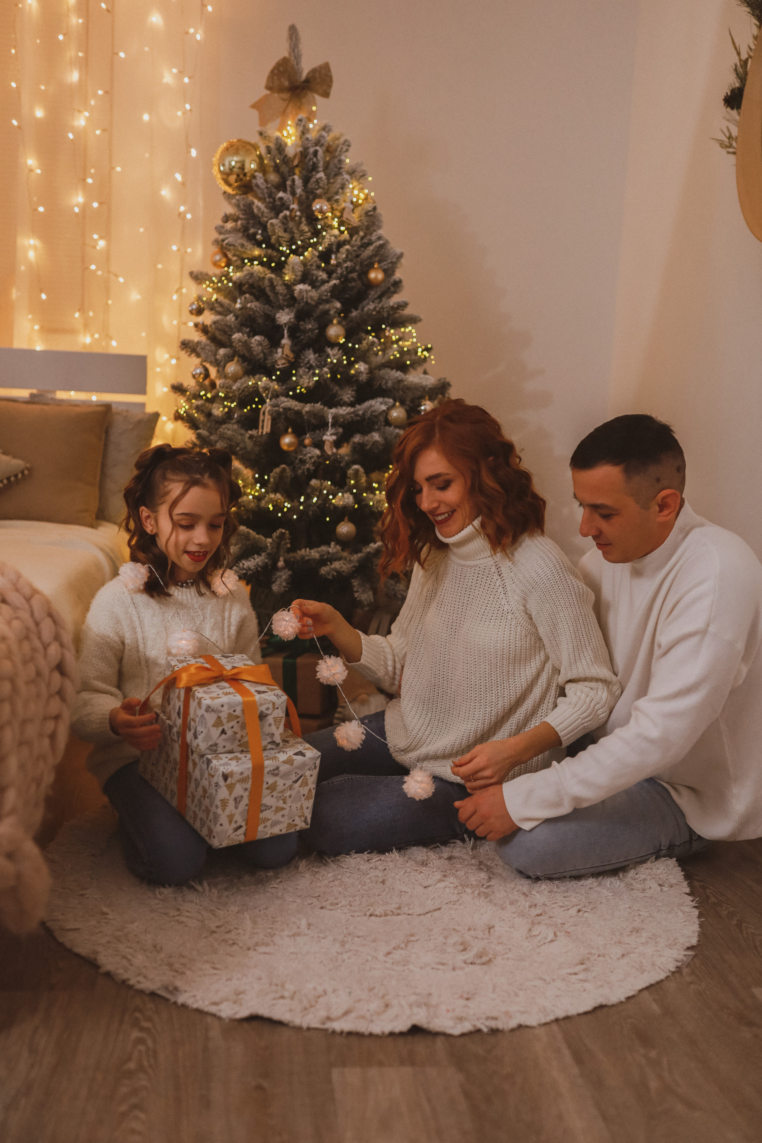 Рождественская семейная фотосессия в студии. Fotograf Praha a Plzeň. Lovestory, svatba, portrét, rodinné focení