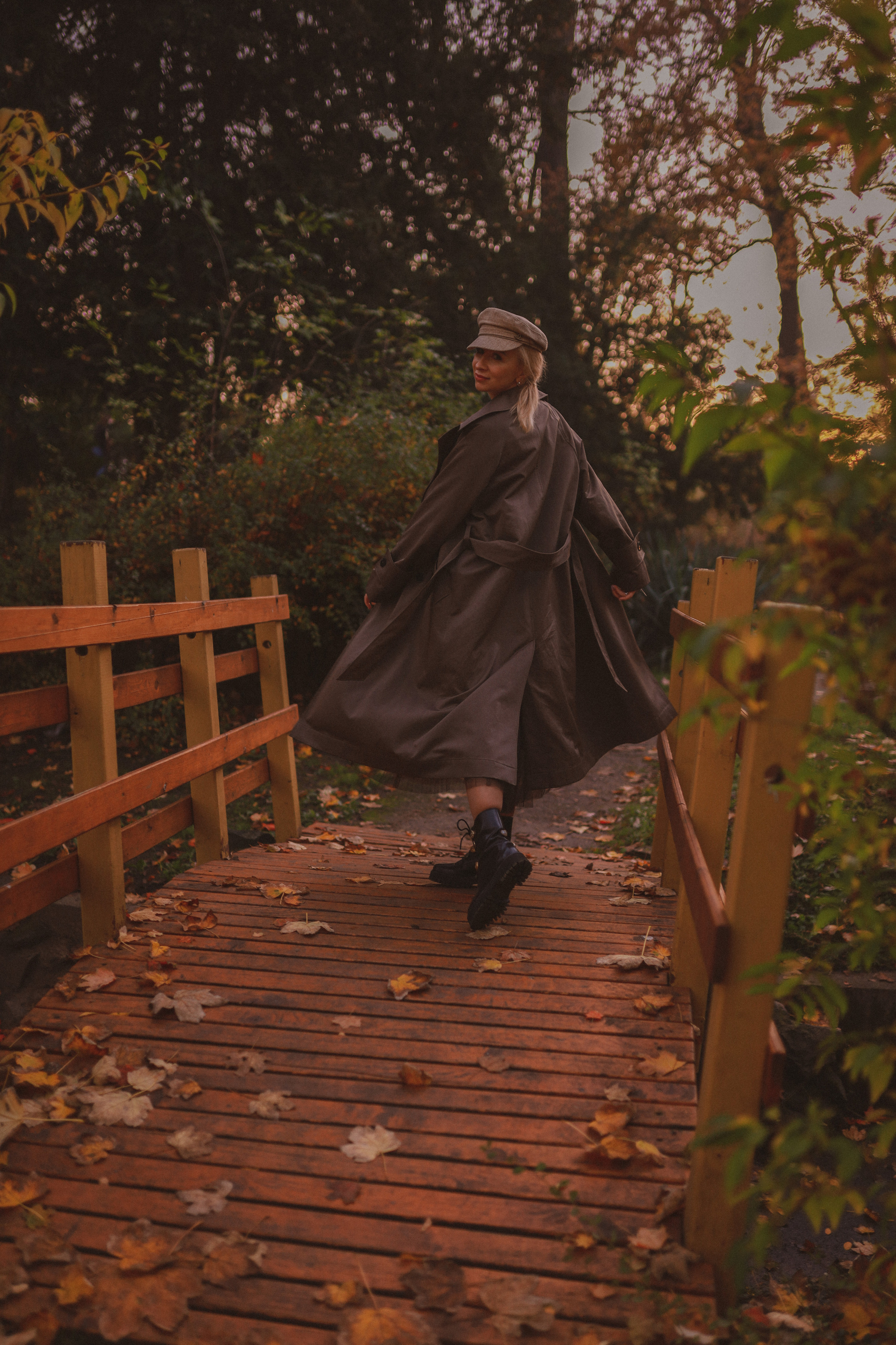 Осенняя портретная фотосессия на природе. Fotograf Praha a Plzeň. Lovestory, svatba, portrét, rodinné focení