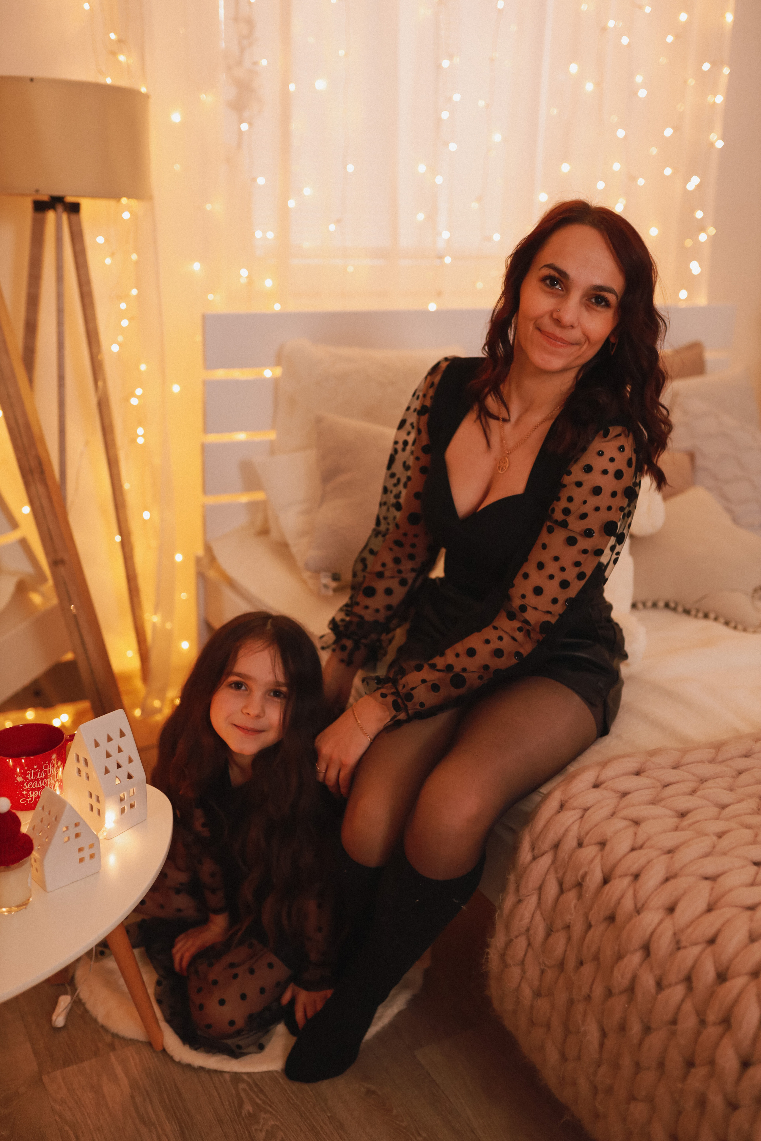 Новогодняя семейная фотосессия в студии. Fotograf Praha a Plzeň. Lovestory, svatba, portrét, rodinné focení