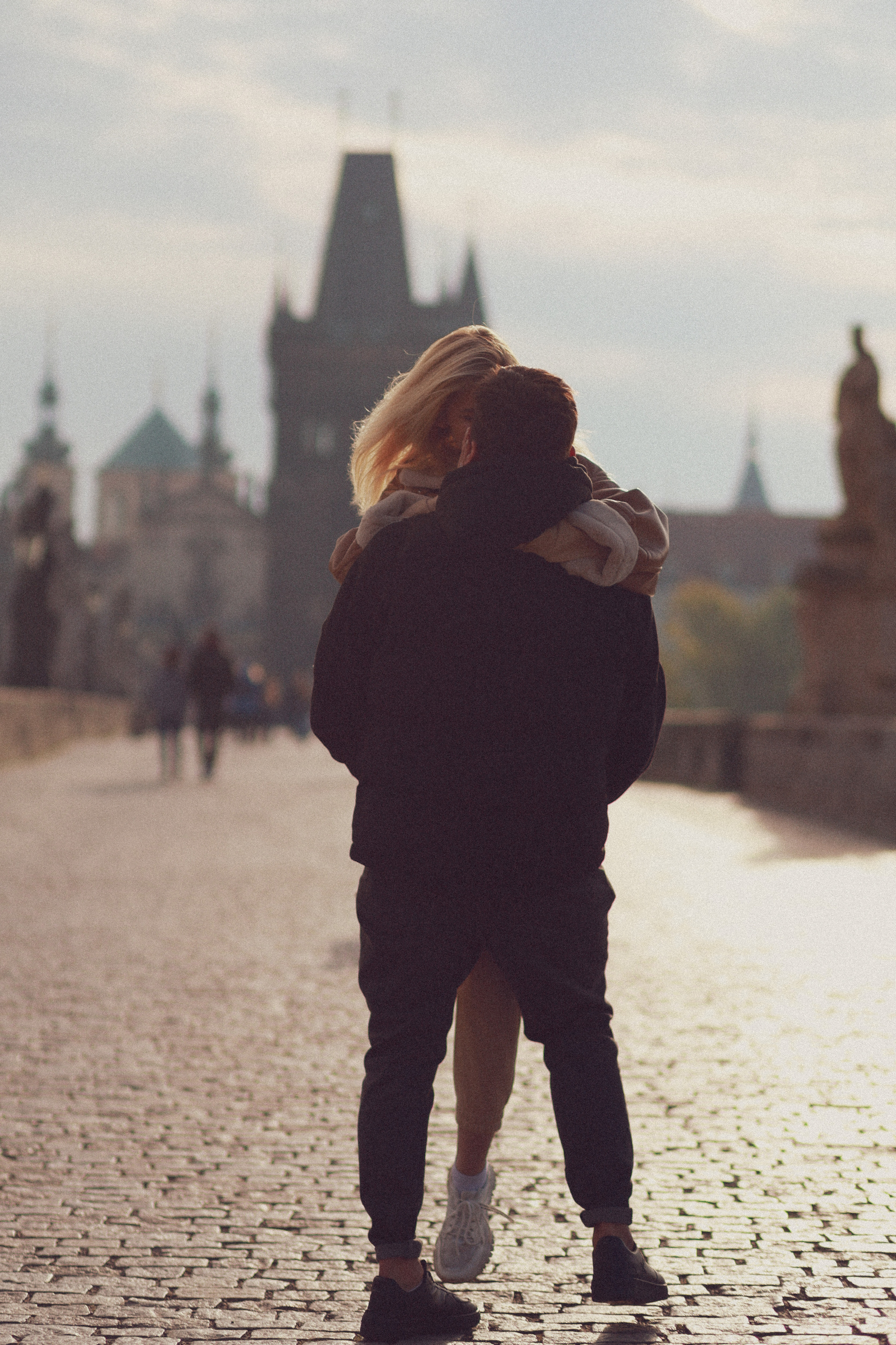 Lovestory. Fotograf Praha a Plzeň. Lovestory, svatba, portrét, rodinné focení