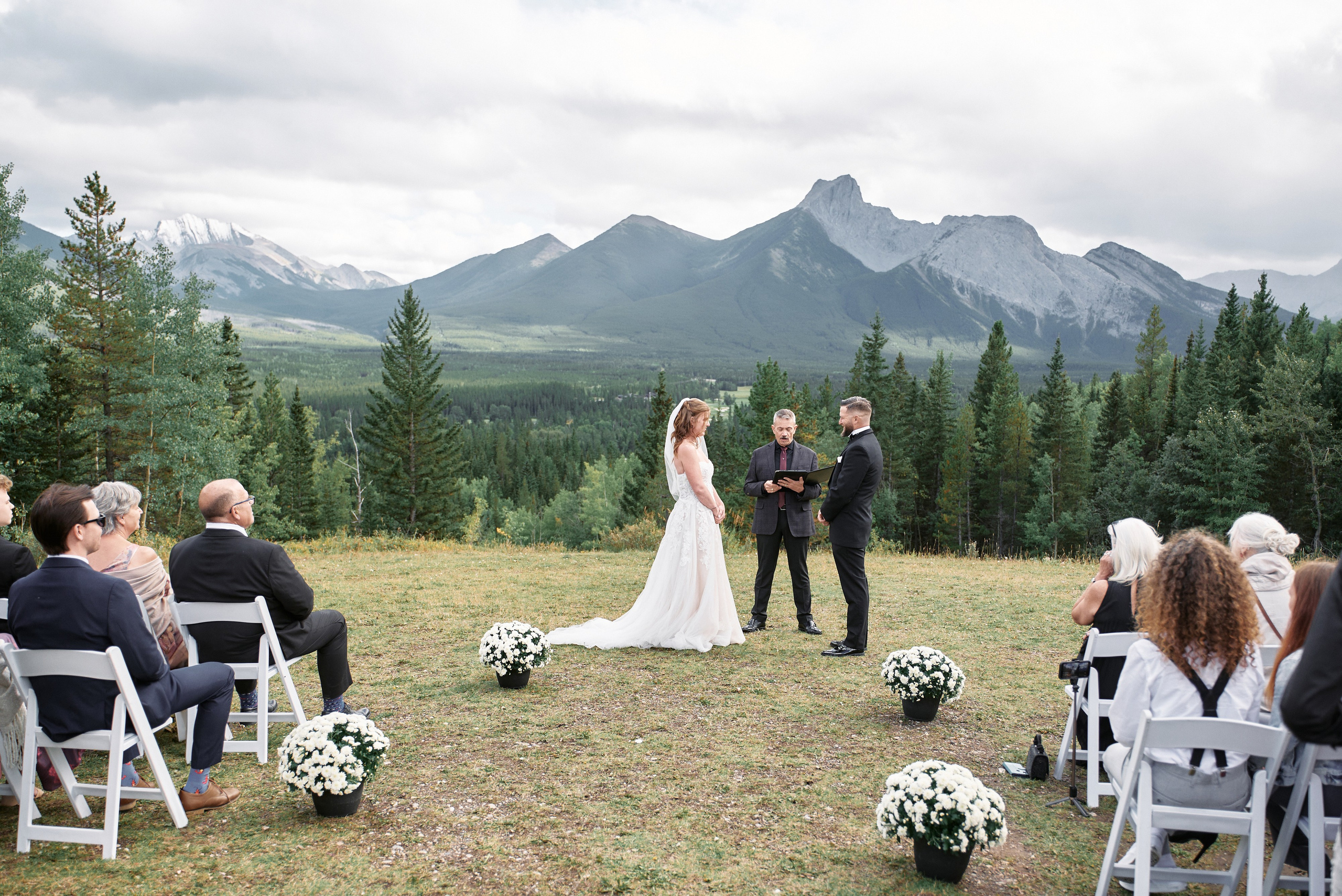Benjamin&Courtney. Wedding in Kananaskis Park. Calgary wedding photographer. Andrii Bielikov