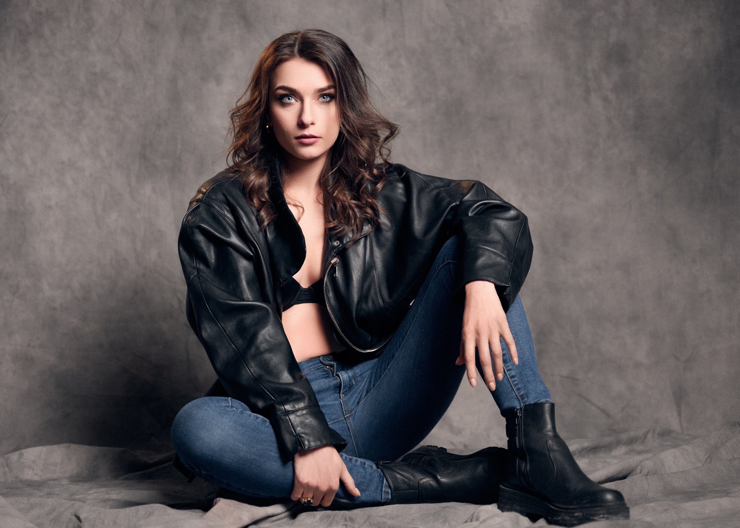 Portraits. Wedding photography and videography team