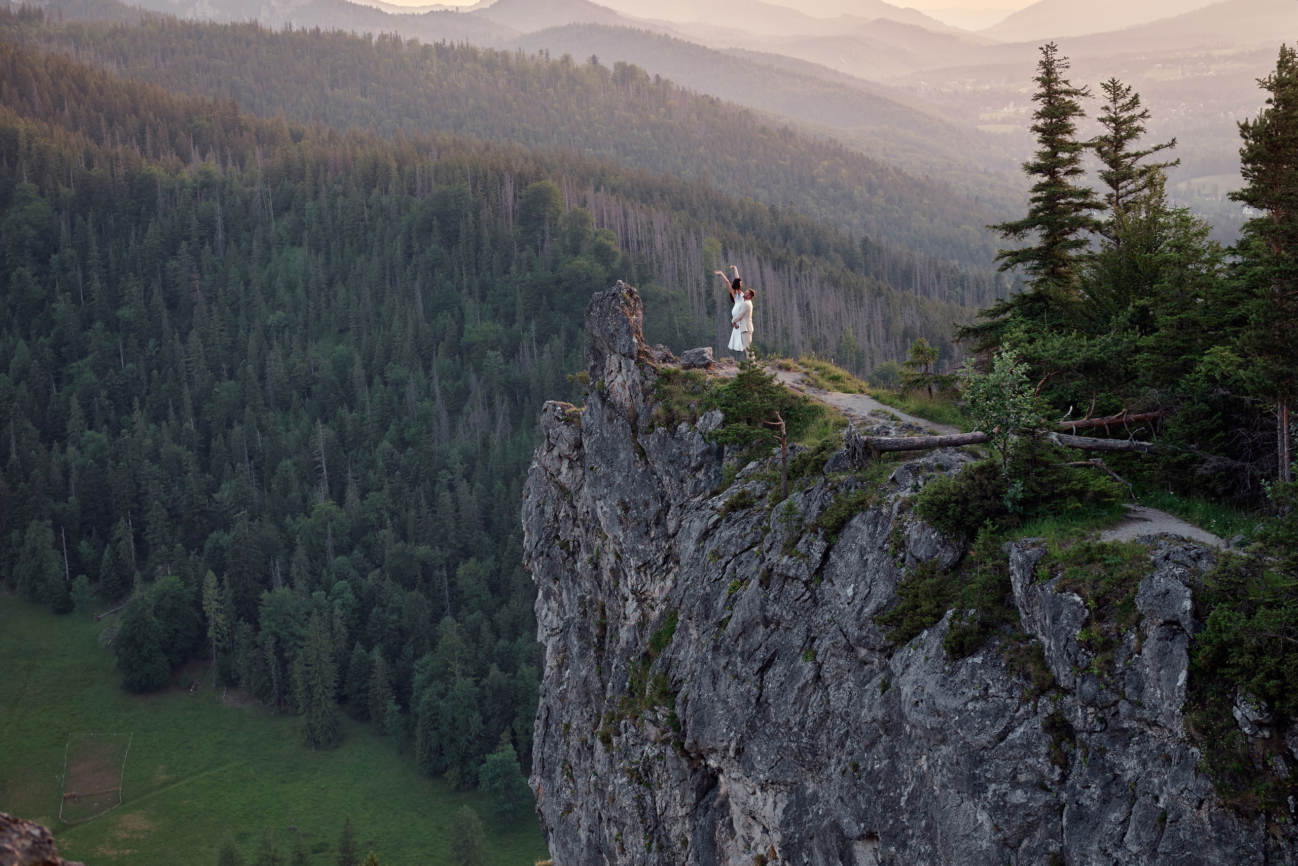 Weddings. Calgary wedding photographer. Andrii Bielikov