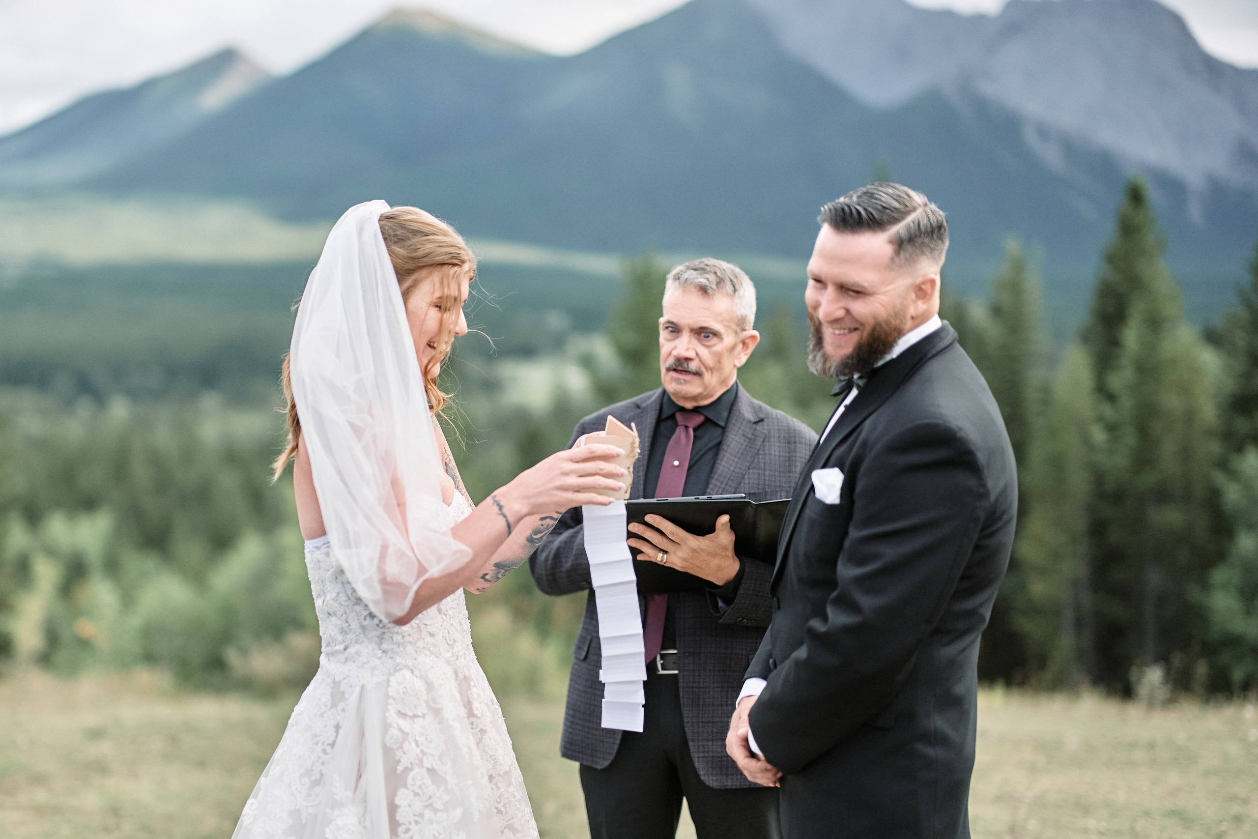 Benjamin&Courtney. Wedding in Kananaskis Park. Calgary wedding photographer. Andrii Bielikov