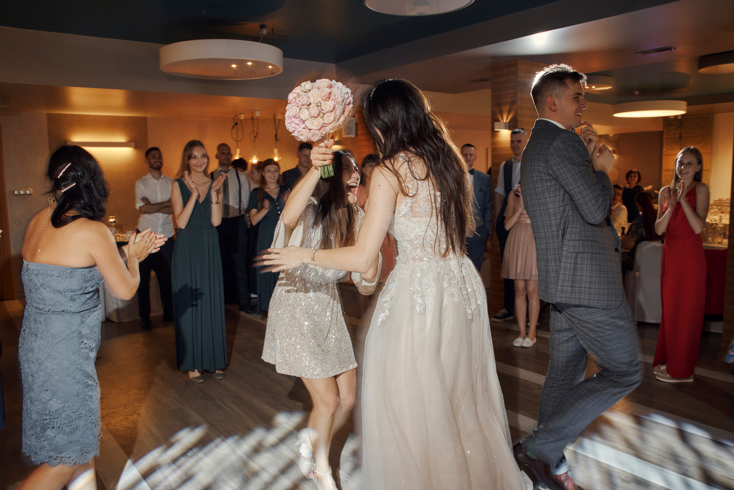 Wedding day. Calgary wedding photo and video. Photographer Andrii Bielikov