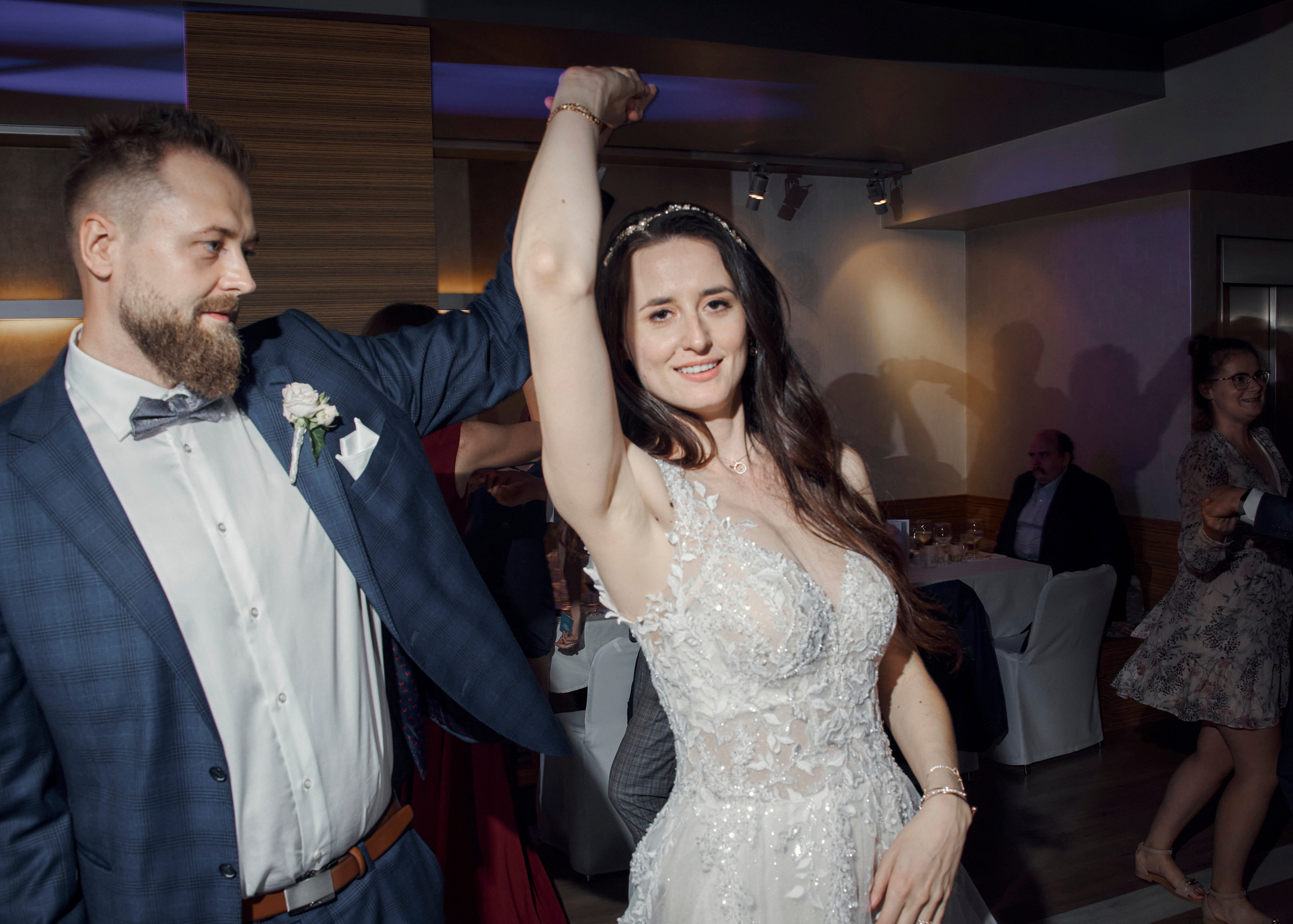 Wedding day. Calgary wedding photo and video. Photographer Andrii Bielikov