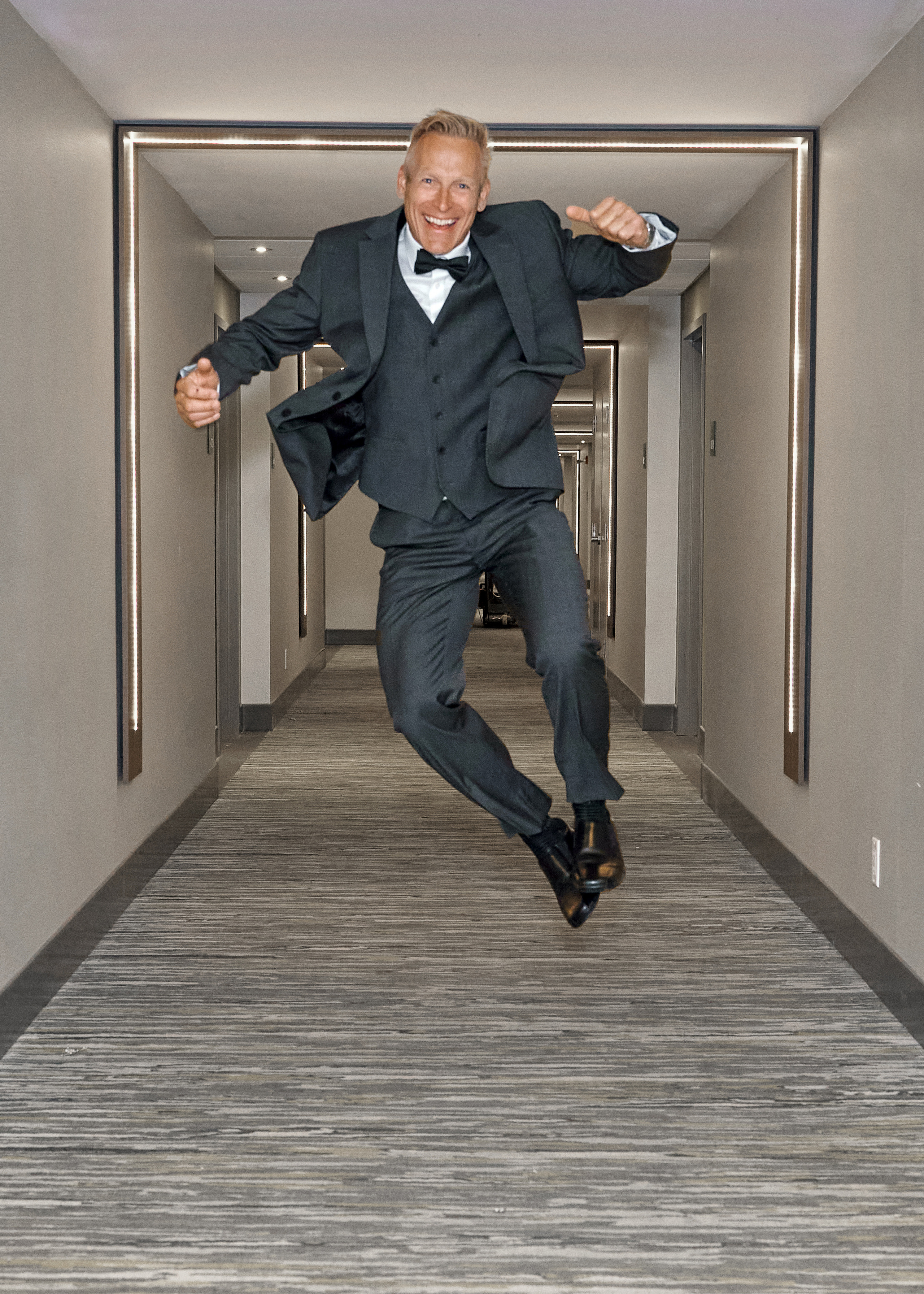 Wedding in Calgary Heritage park. Calgary wedding photographer. Andrii Bielikov