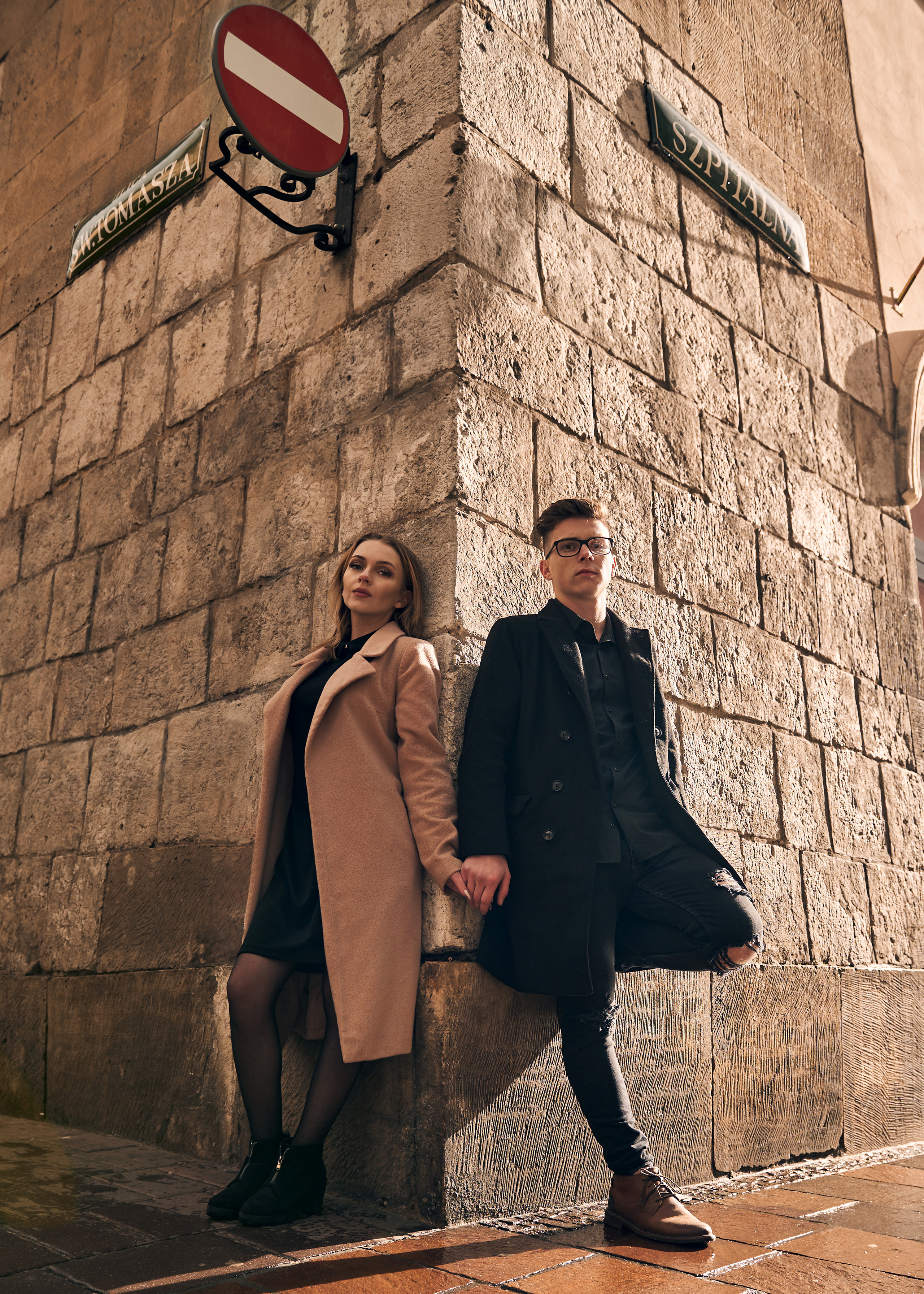 Fall romantic love story. Calgary wedding photographer. Andrii Bielikov