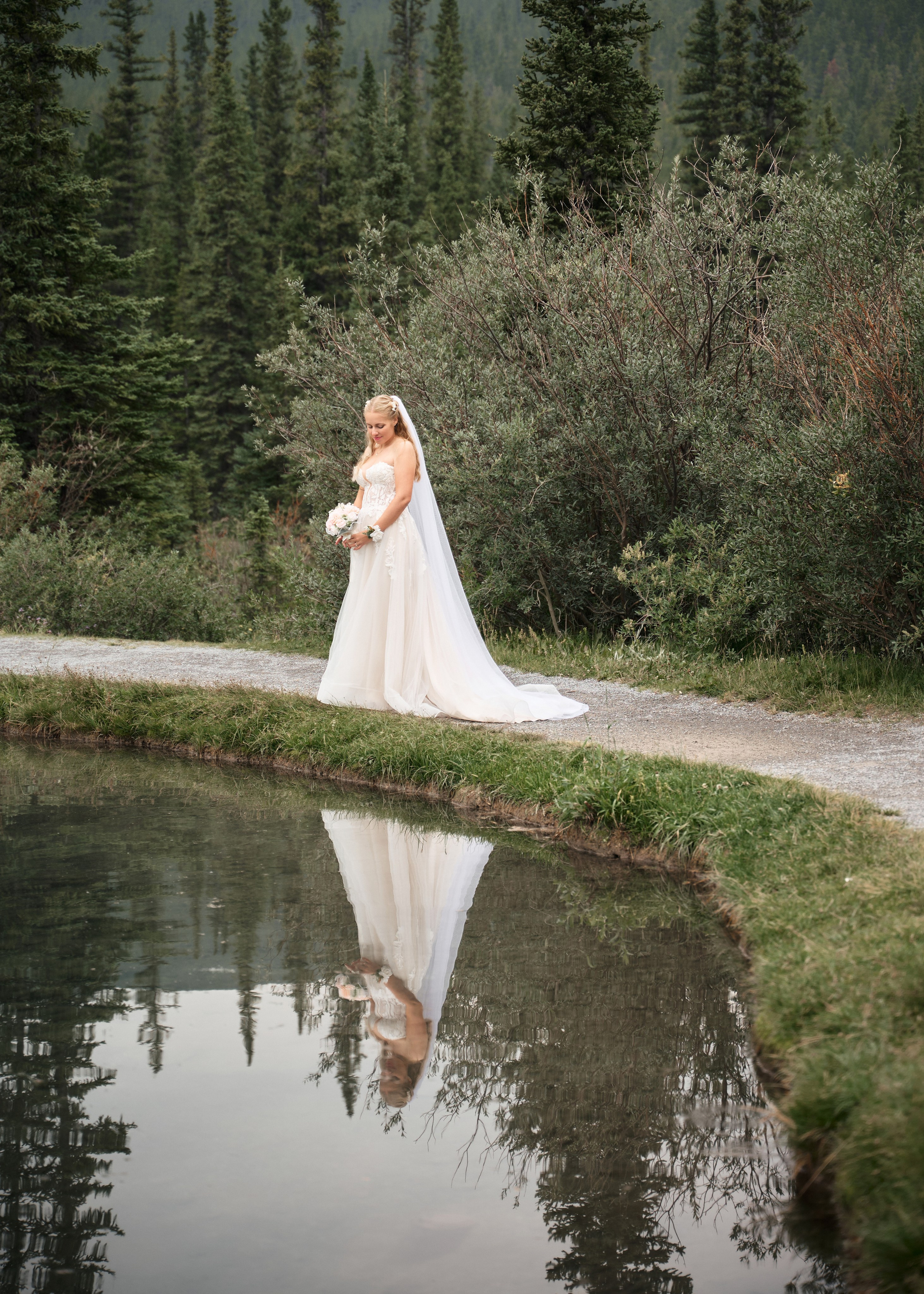Natalie&Mat. A small, intimate wedding at Forgetmenot Lake, Kananaskis Park. Calgary wedding photographer. Andrii Bielikov