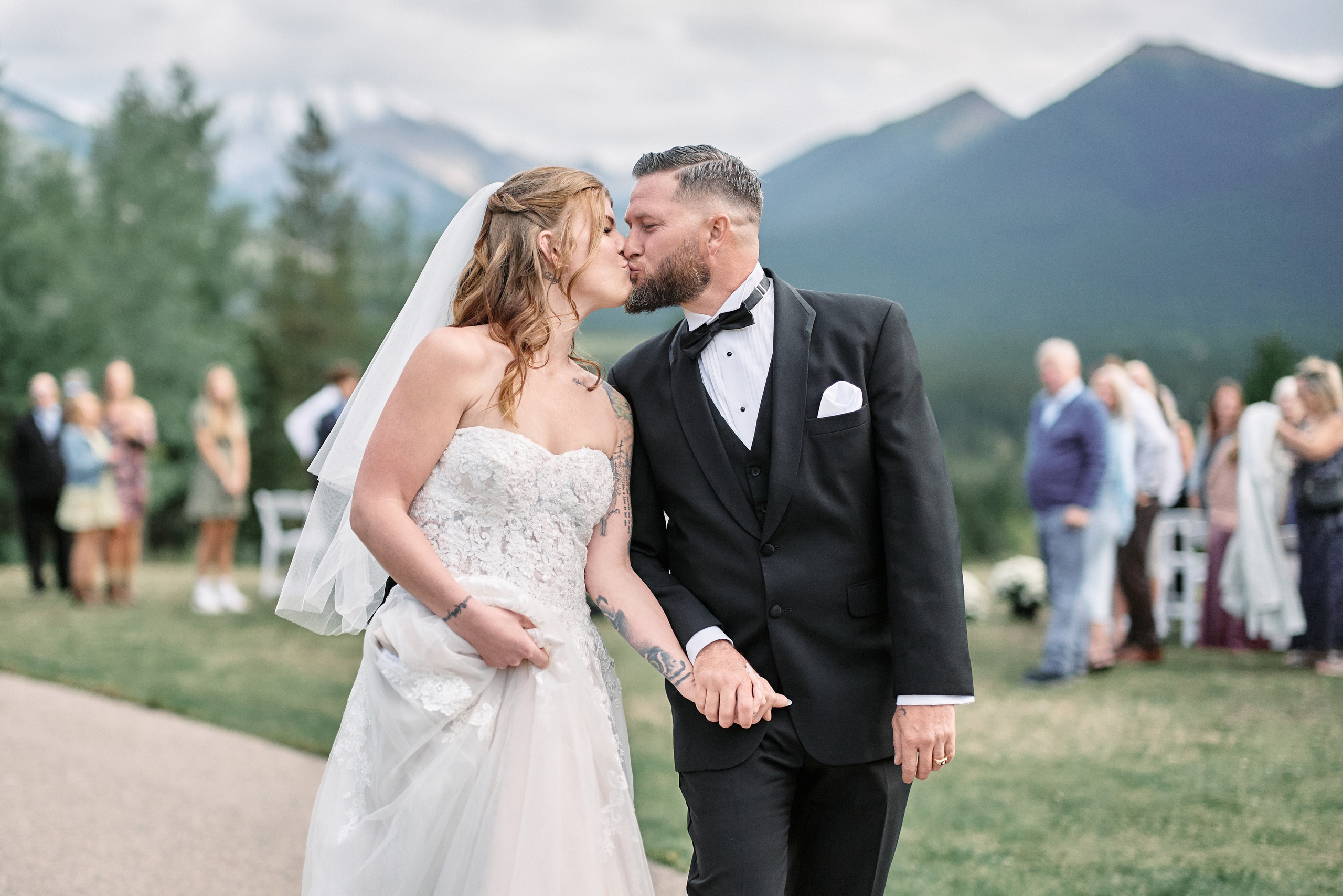 Benjamin&Courtney. Wedding in Kananaskis Park. Calgary wedding photographer. Andrii Bielikov