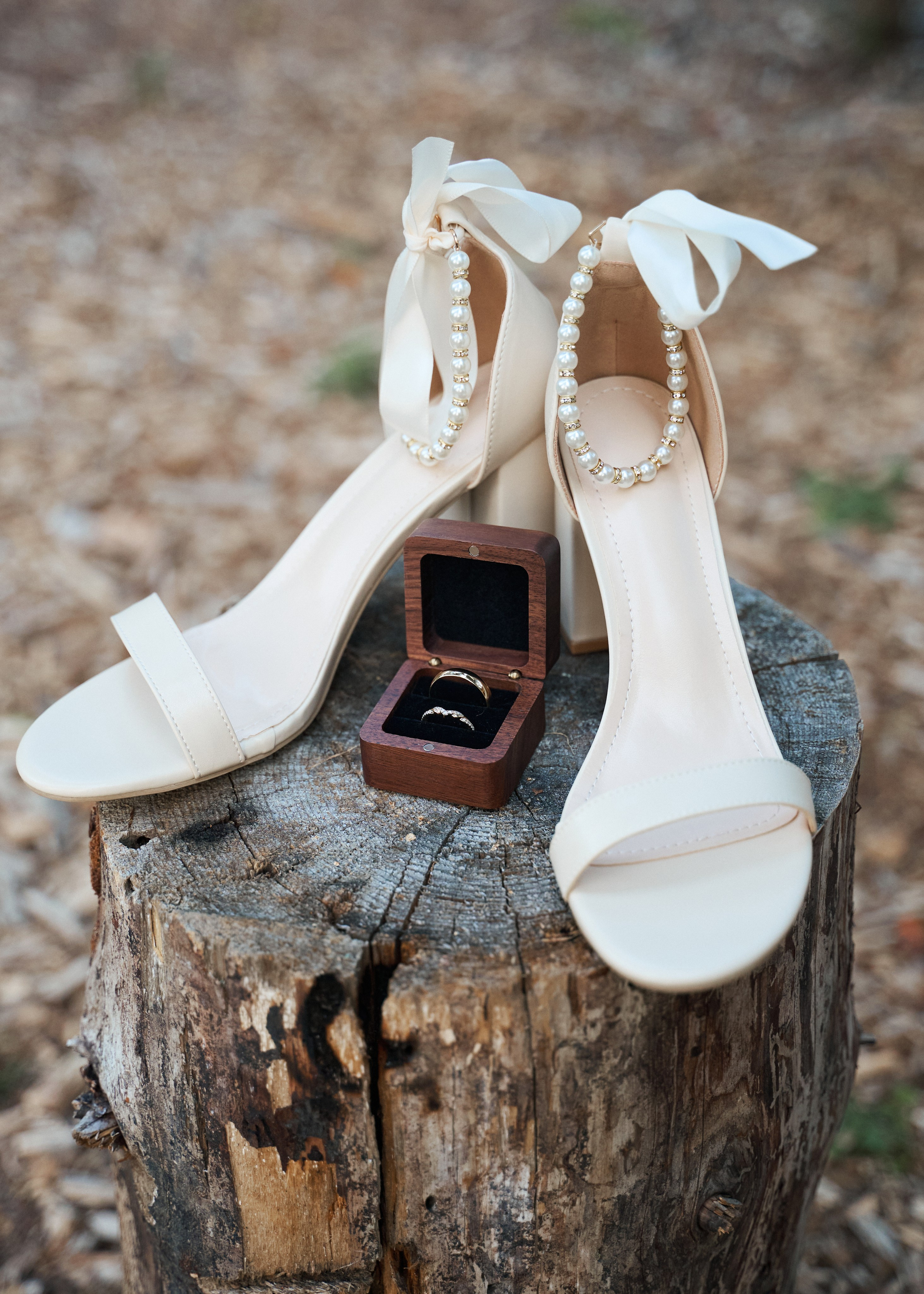 Natalie&Mat. A small, intimate wedding at Forgetmenot Lake, Kananaskis Park. Calgary wedding photographer. Andrii Bielikov