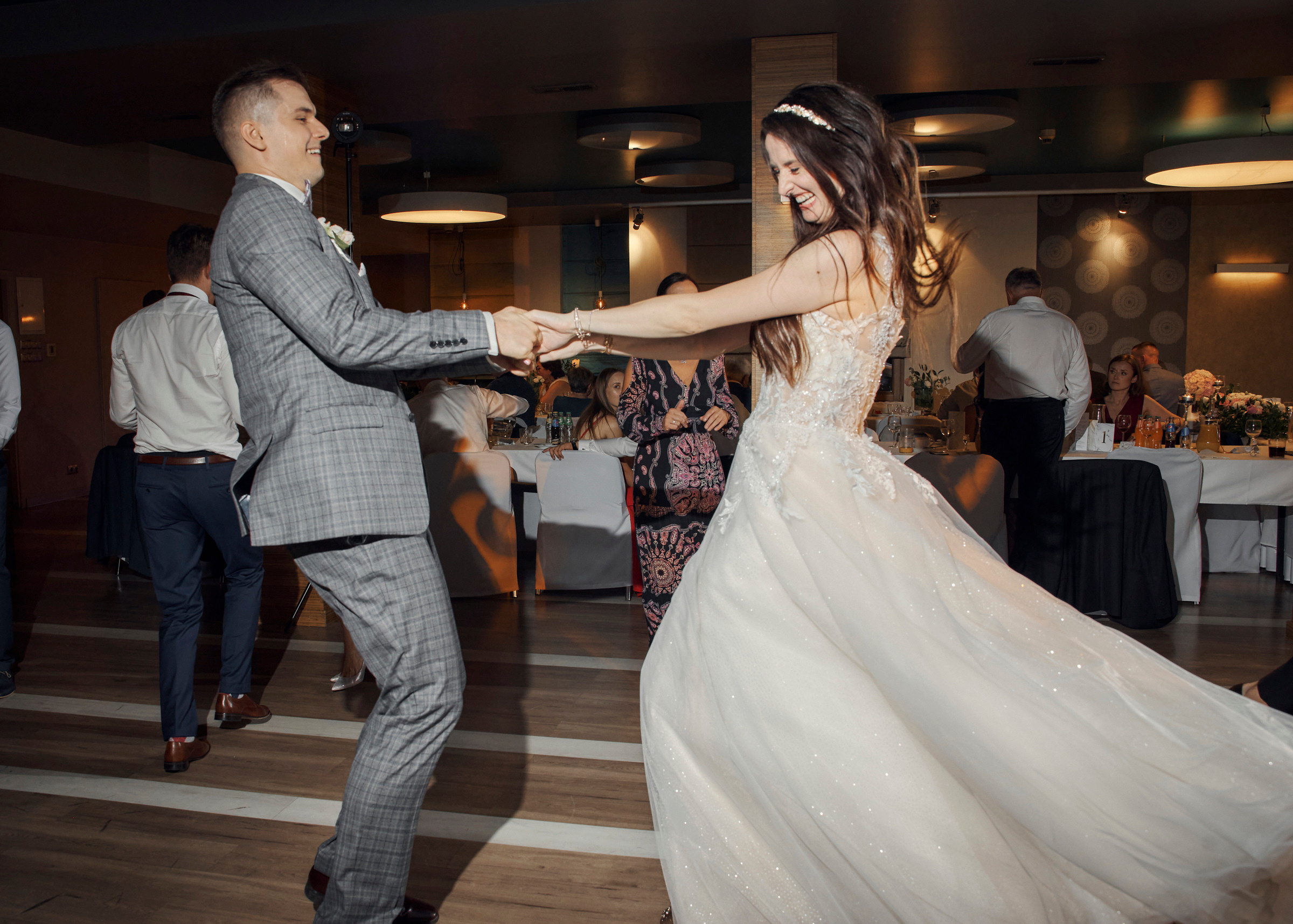 Wedding day. Calgary wedding photo and video. Photographer Andrii Bielikov