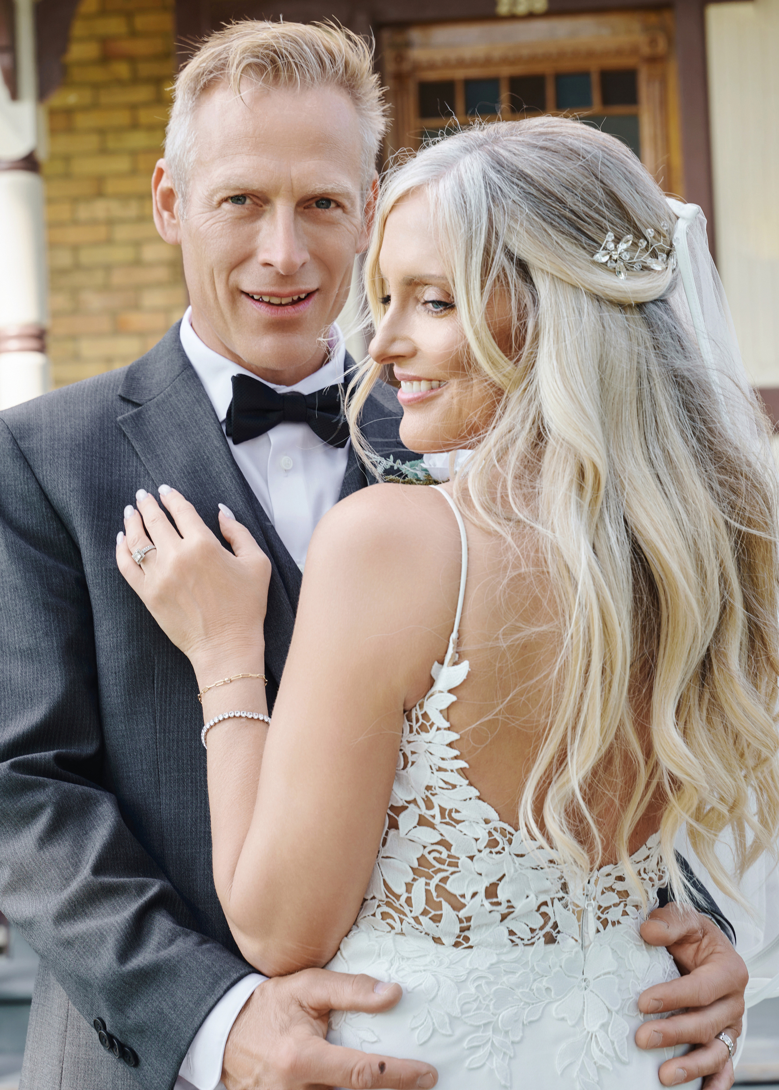 Wedding in Calgary Heritage park. Calgary wedding photographer. Andrii Bielikov