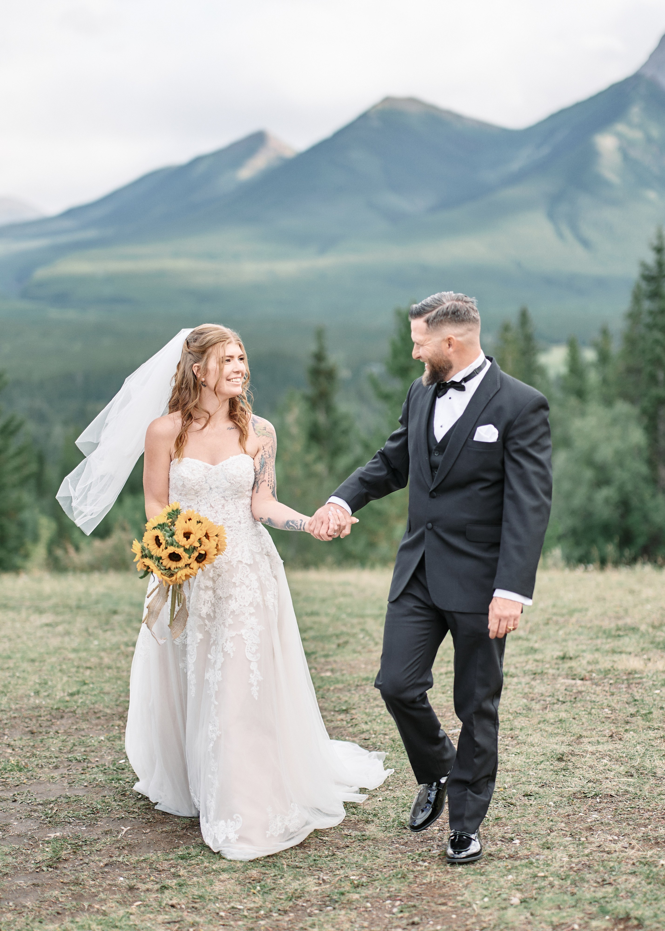 Benjamin&Courtney. Wedding in Kananaskis Park. Calgary wedding photographer. Andrii Bielikov