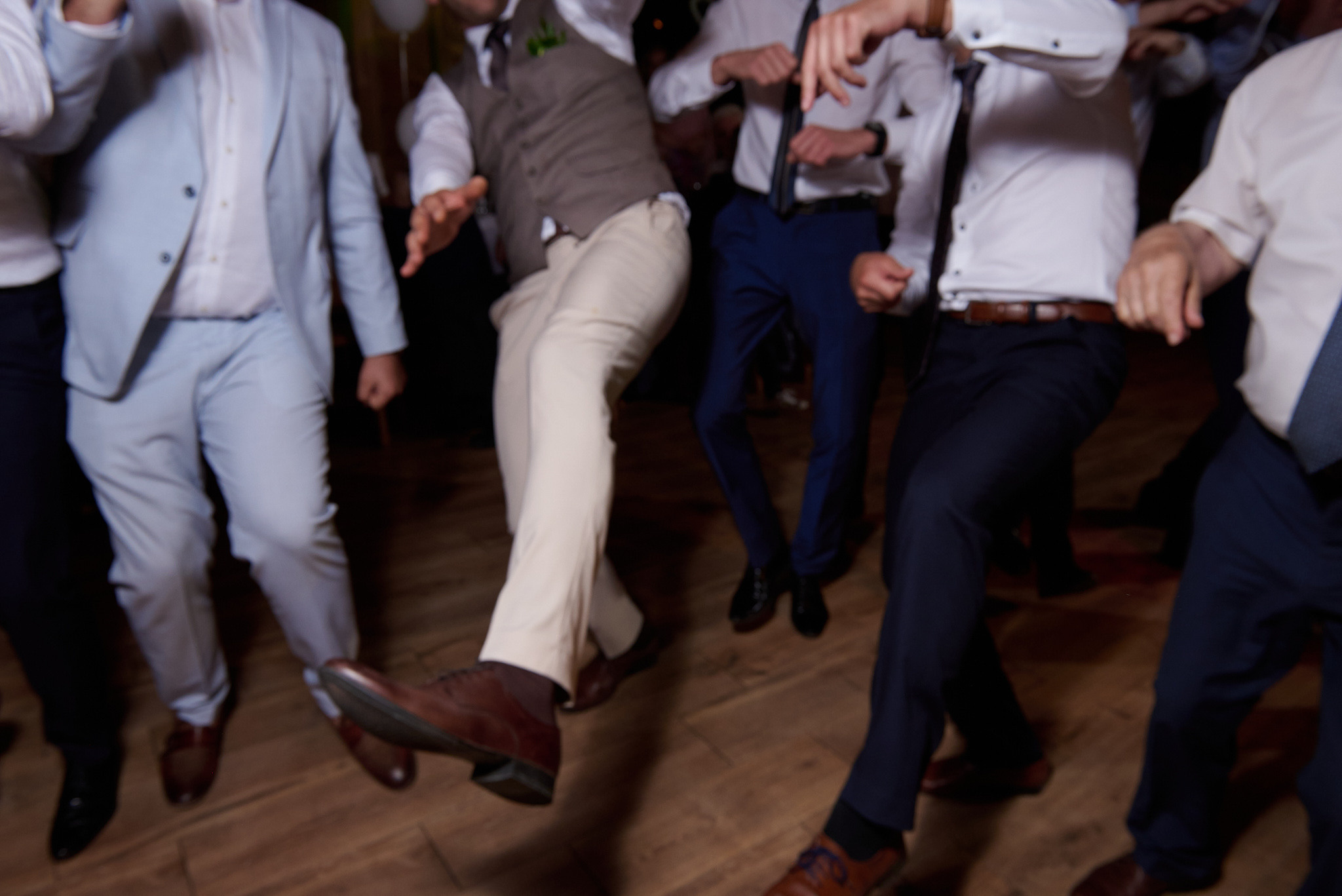 Wedding in mountains. Calgary wedding photographer. Andrii Bielikov