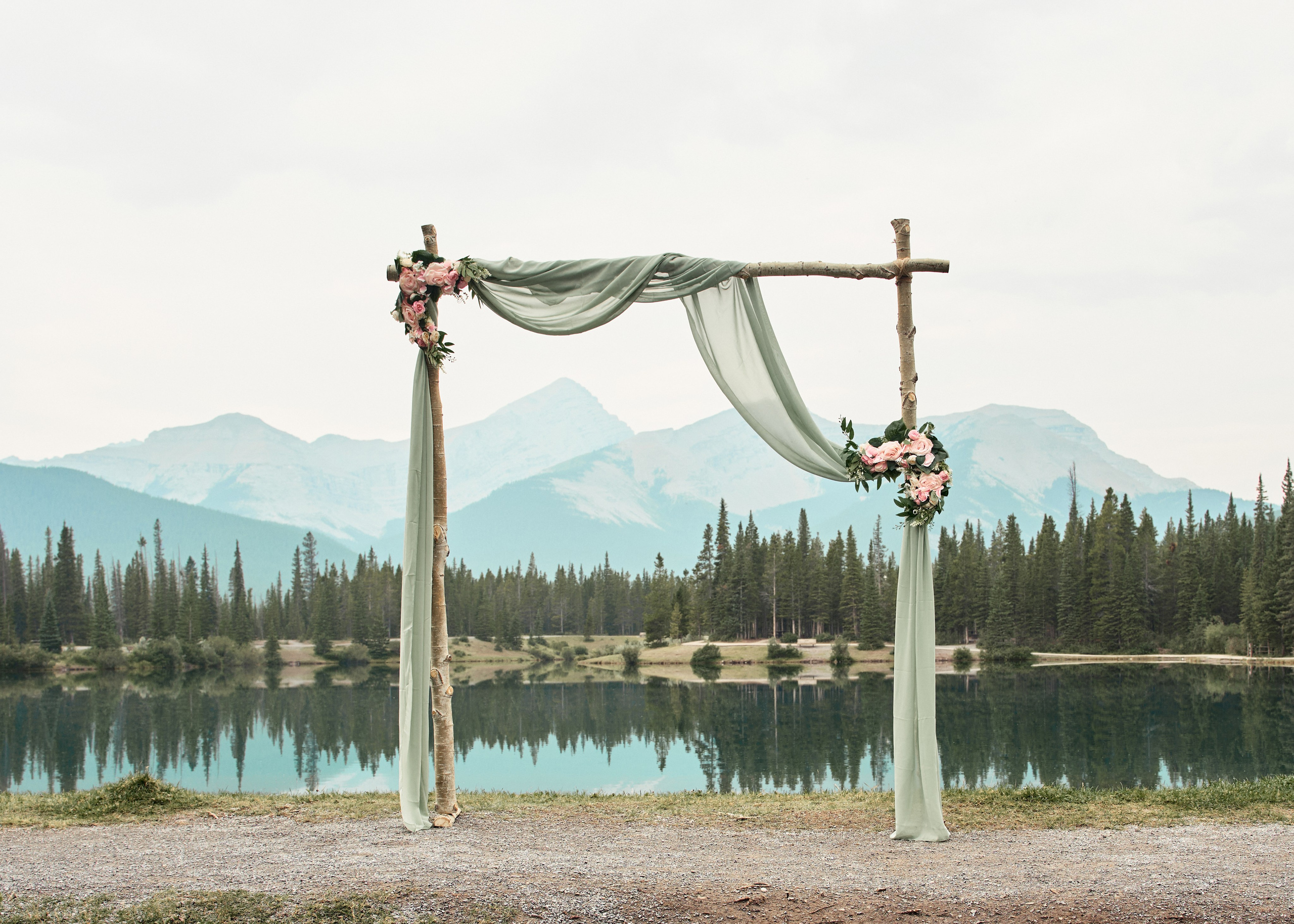 Natalie&Mat. A small, intimate wedding at Forgetmenot Lake, Kananaskis Park. Calgary wedding photographer. Andrii Bielikov