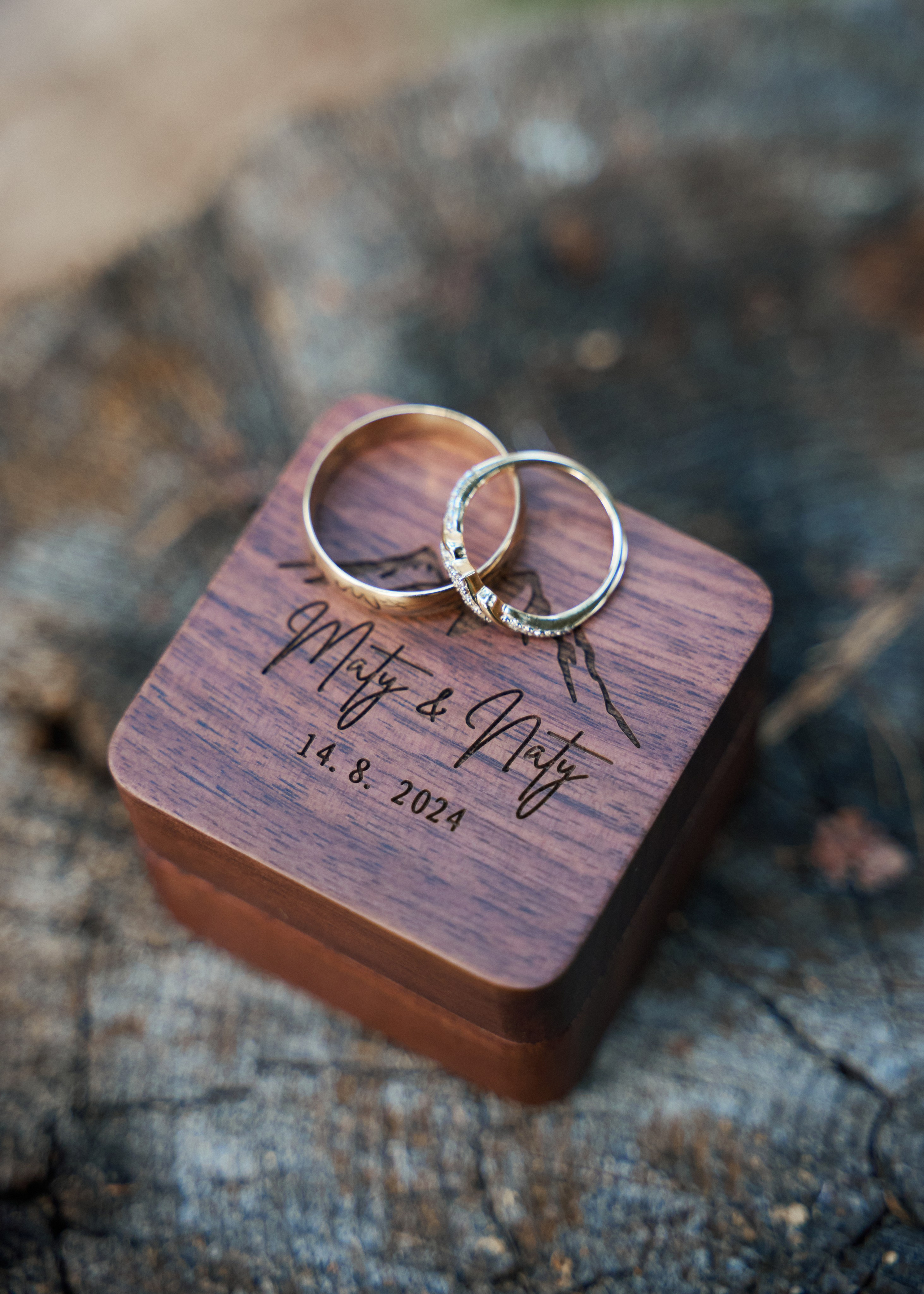 Natalie&Mat. A small, intimate wedding at Forgetmenot Lake, Kananaskis Park. Calgary wedding photographer. Andrii Bielikov