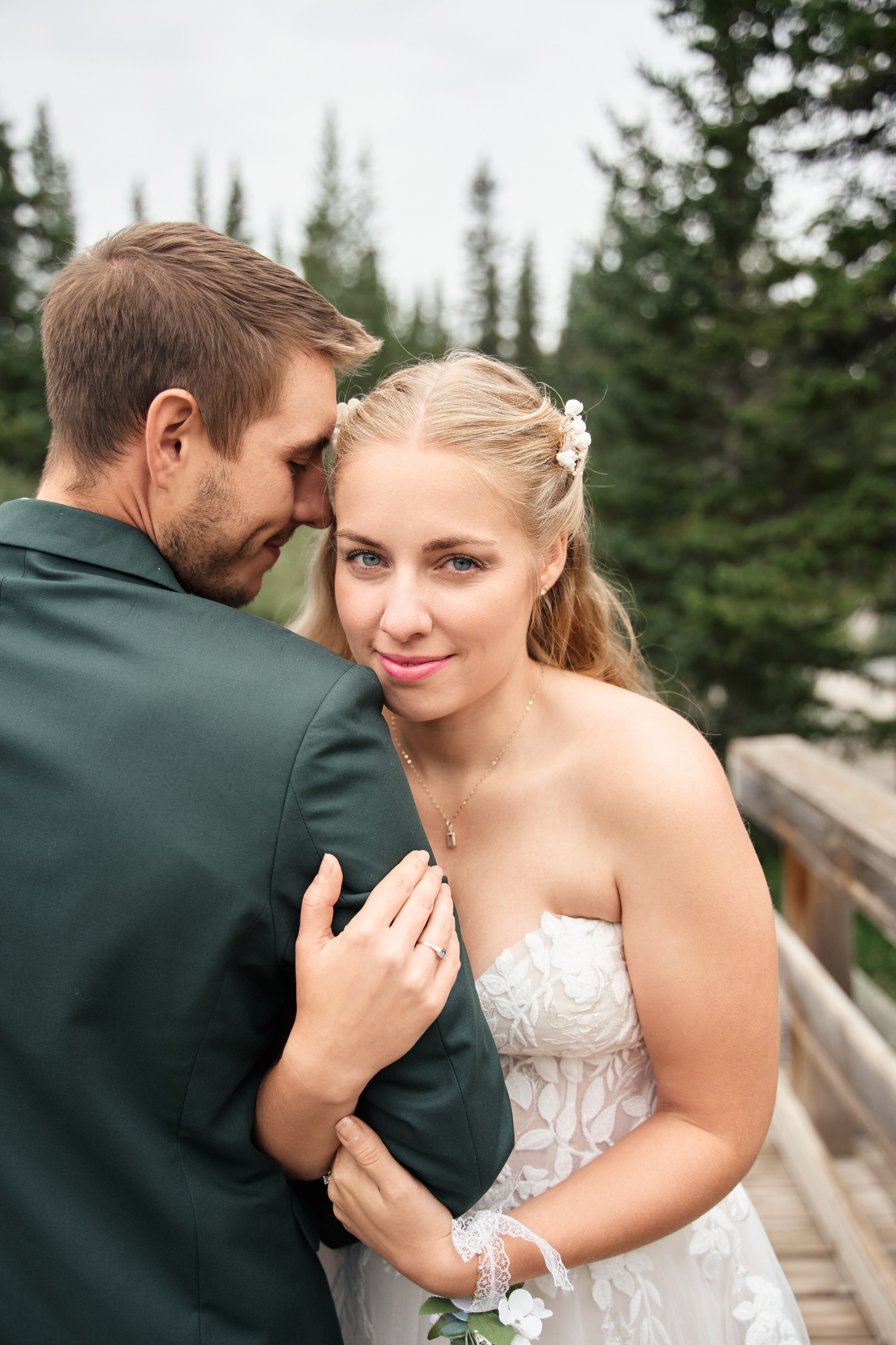 Natalie&Mat. A small, intimate wedding at Forgetmenot Lake, Kananaskis Park. Calgary wedding photographer. Andrii Bielikov