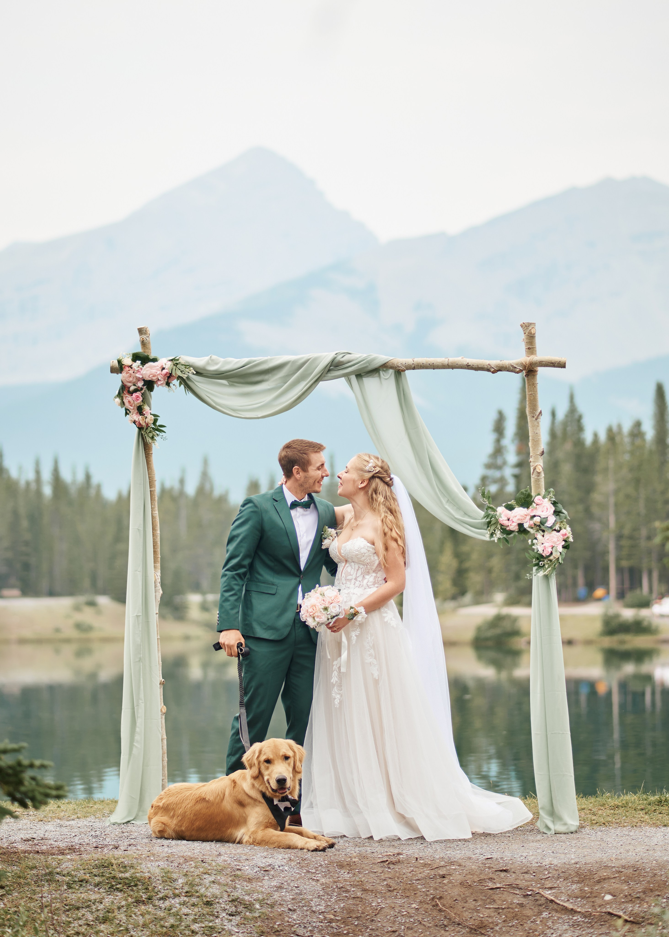 Natalie&Mat. A small, intimate wedding at Forgetmenot Lake, Kananaskis Park. Calgary wedding photographer. Andrii Bielikov