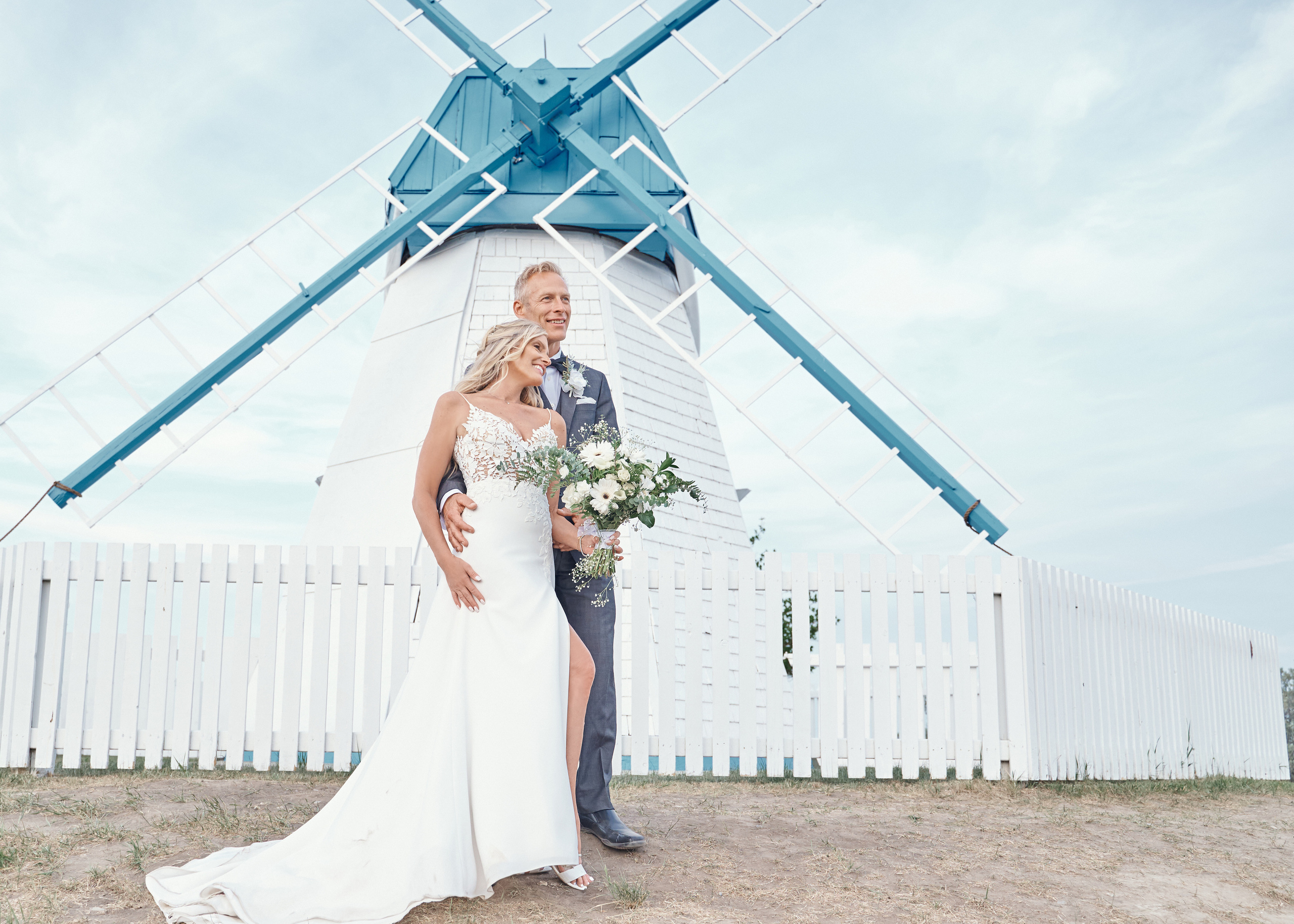 Wedding in Calgary Heritage park. Calgary wedding photographer. Andrii Bielikov