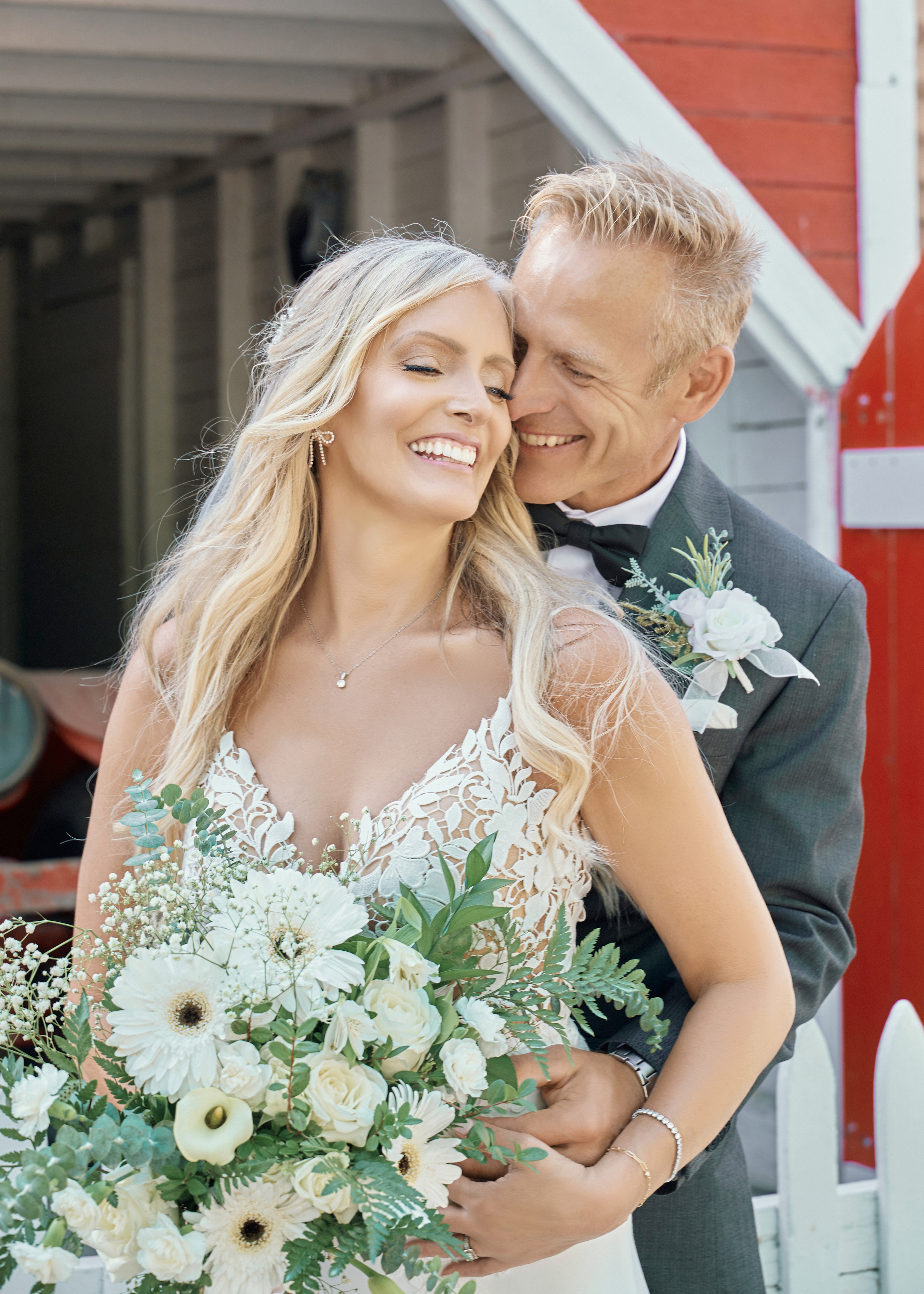 Wedding in Calgary Heritage park. Calgary wedding photographer. Andrii Bielikov