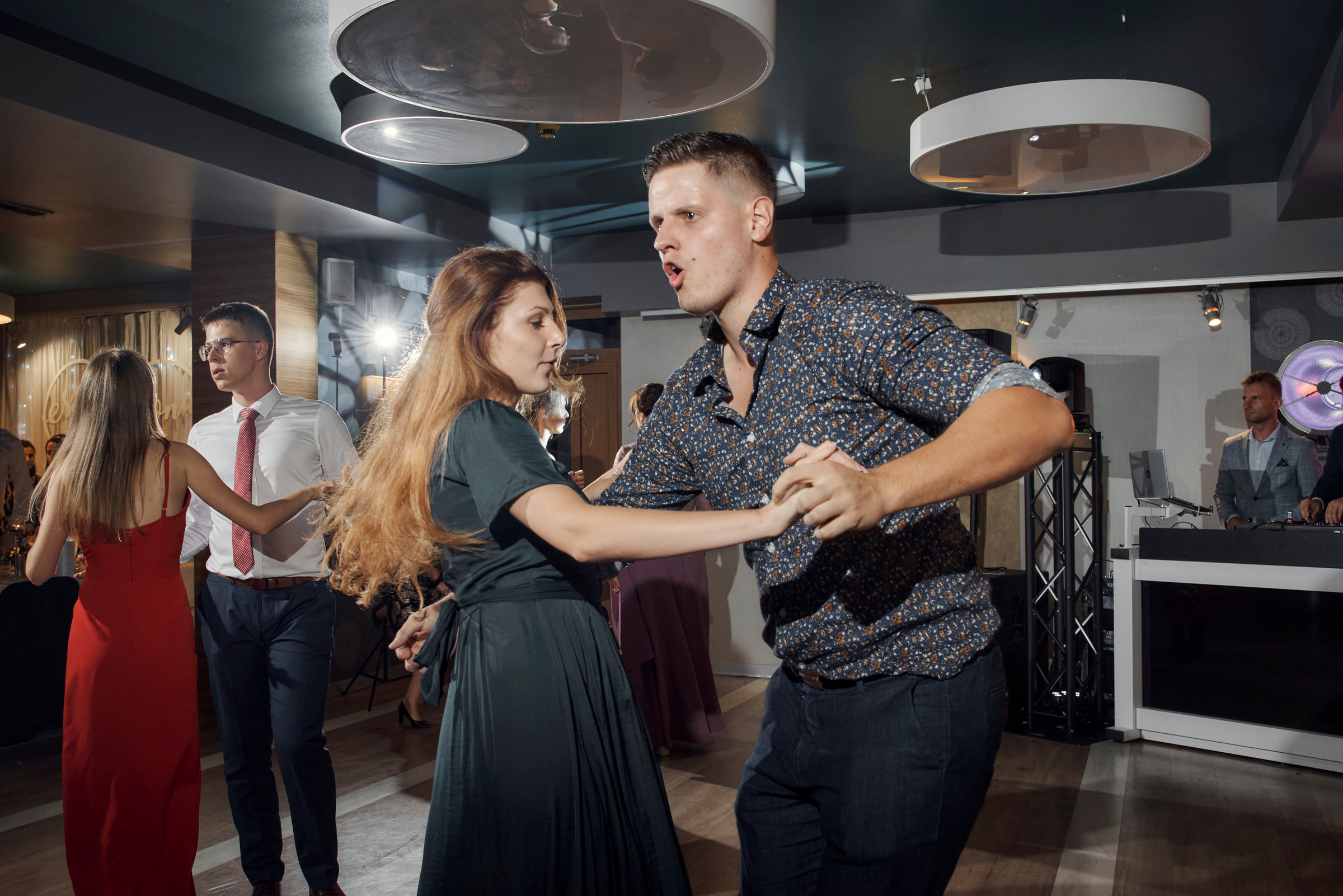 Wedding day. Calgary wedding photo and video. Photographer Andrii Bielikov