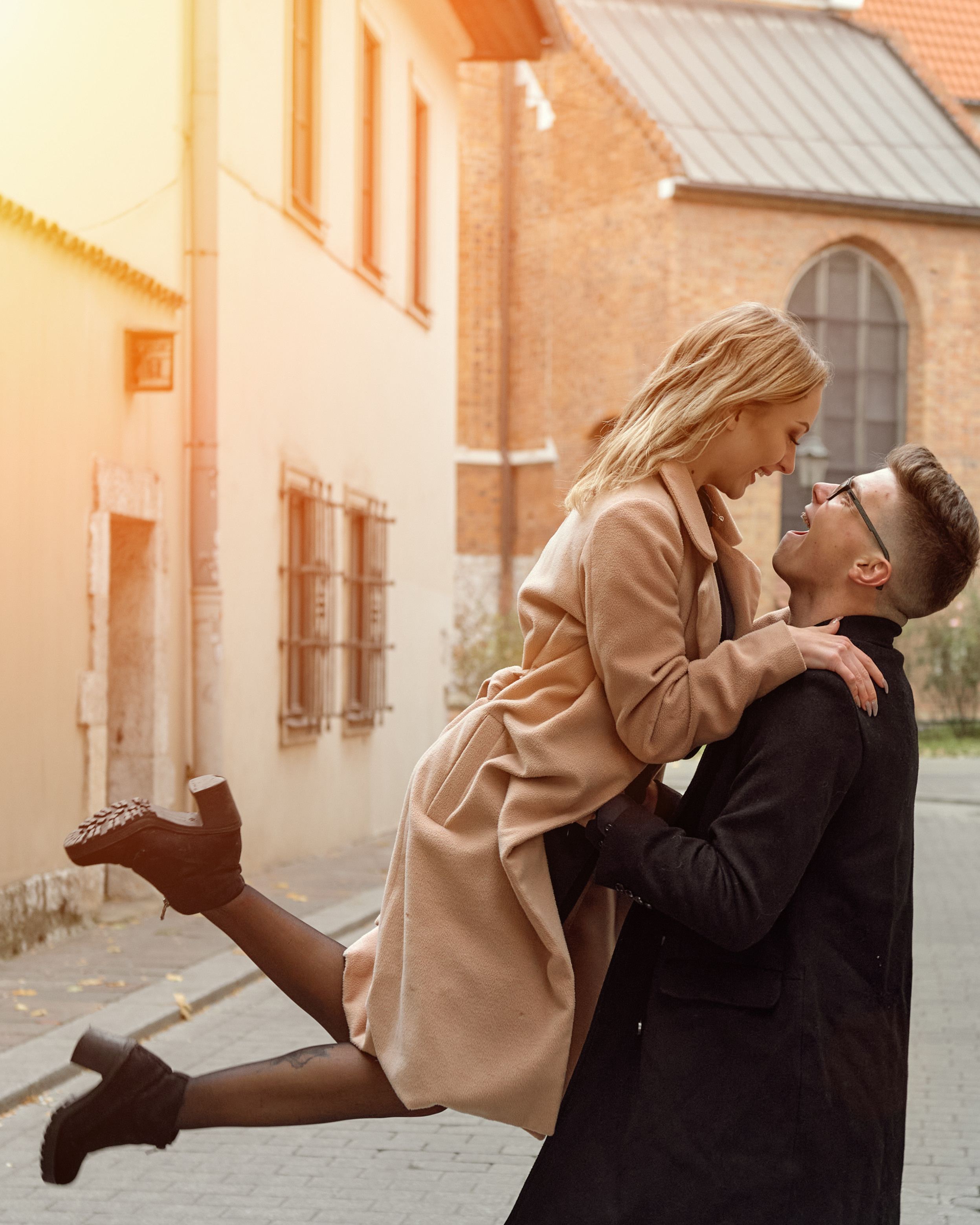 Fall romantic love story. Calgary wedding photographer. Andrii Bielikov