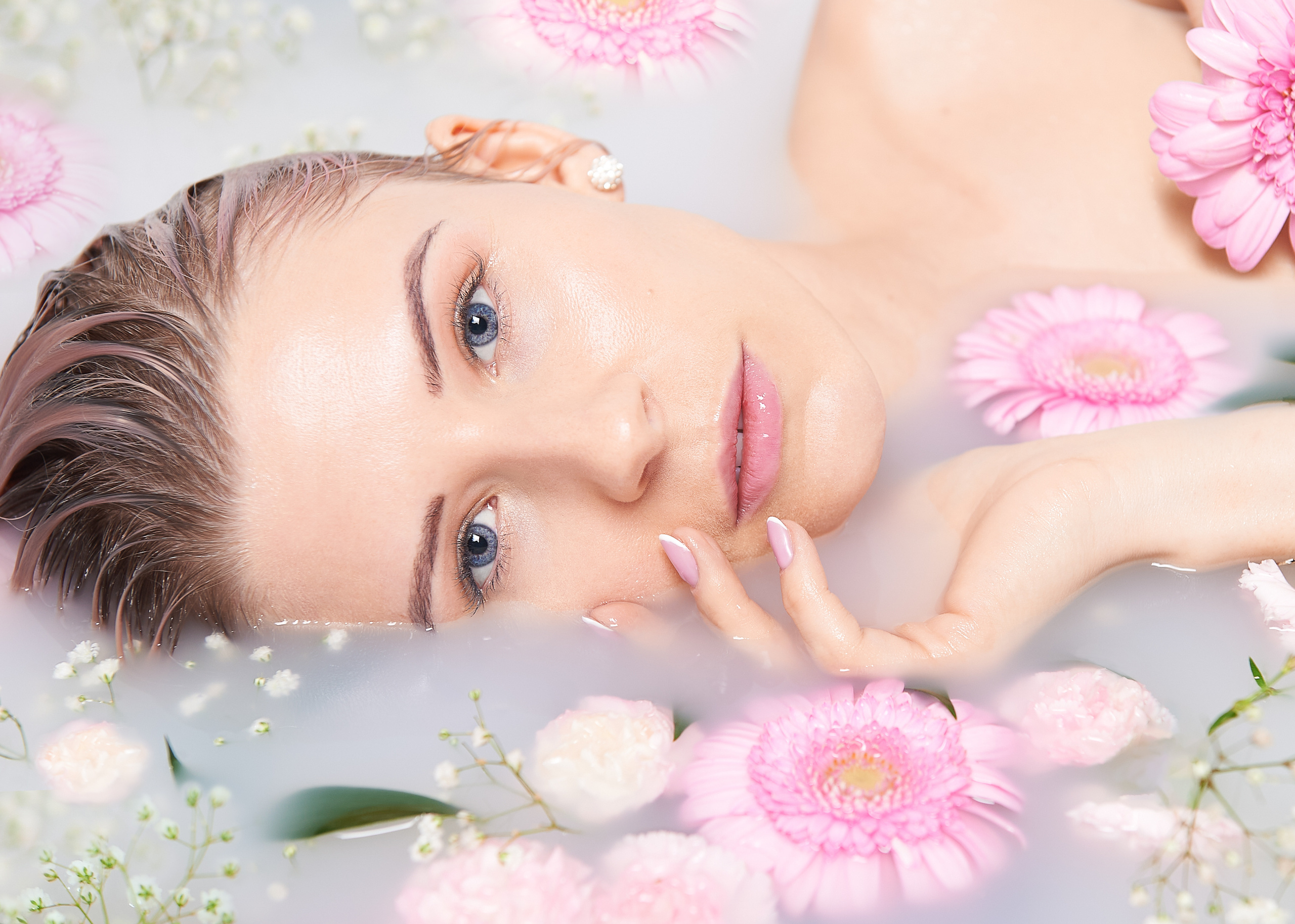 photoshoot, bath, milk, flowers, girl