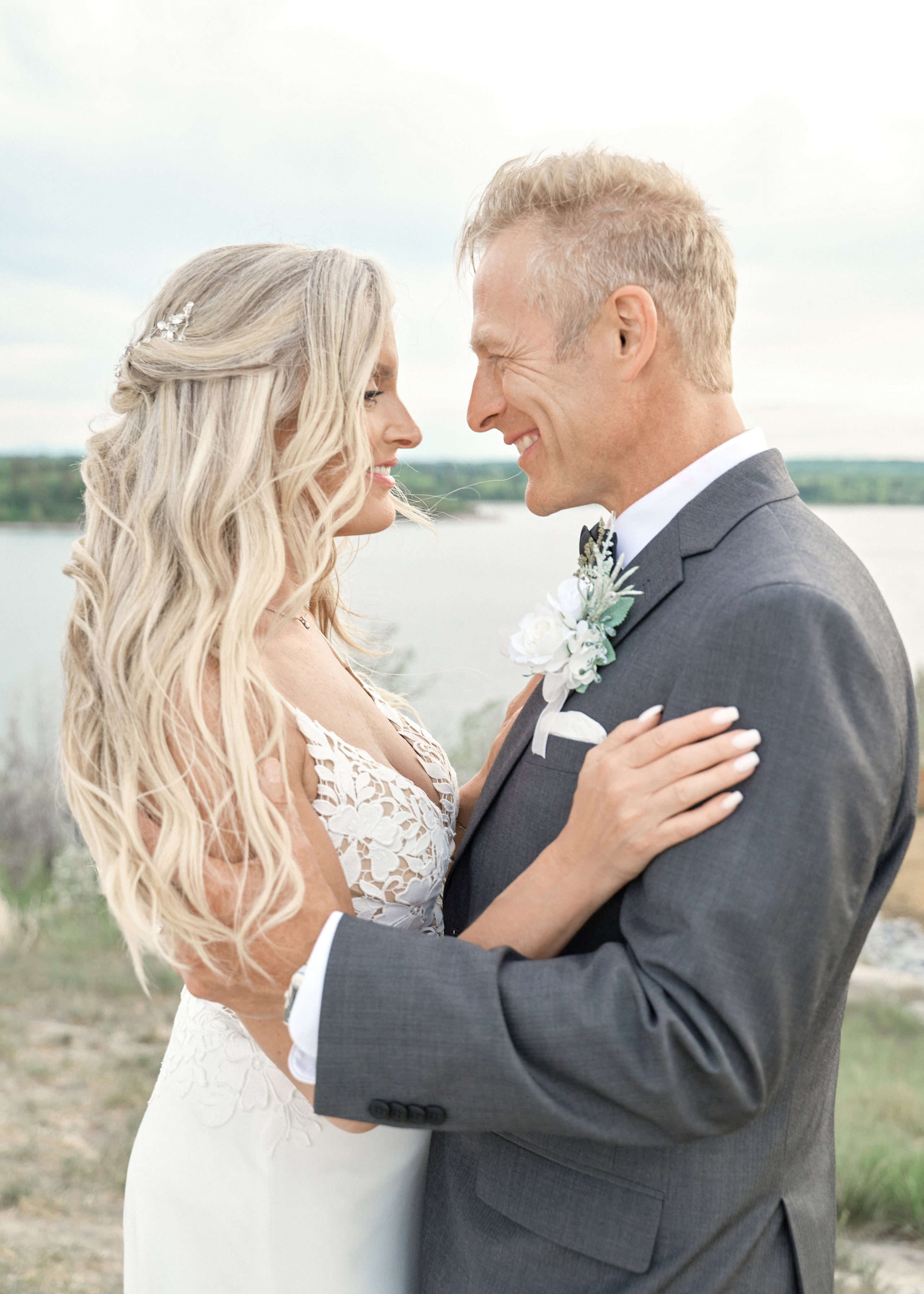 Wedding in Calgary Heritage park. Calgary wedding photographer. Andrii Bielikov
