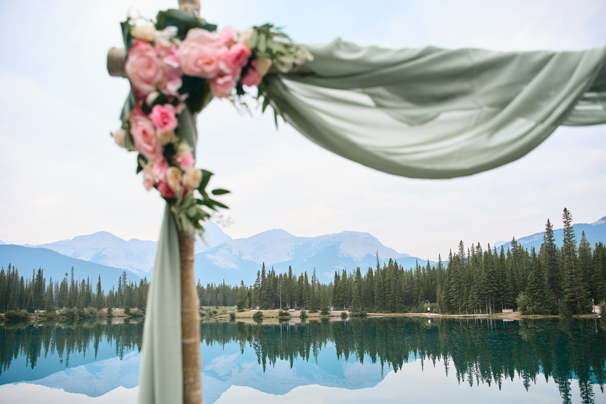 Natalie&Mat. A small, intimate wedding at Forgetmenot Lake, Kananaskis Park. Calgary wedding photographer. Andrii Bielikov