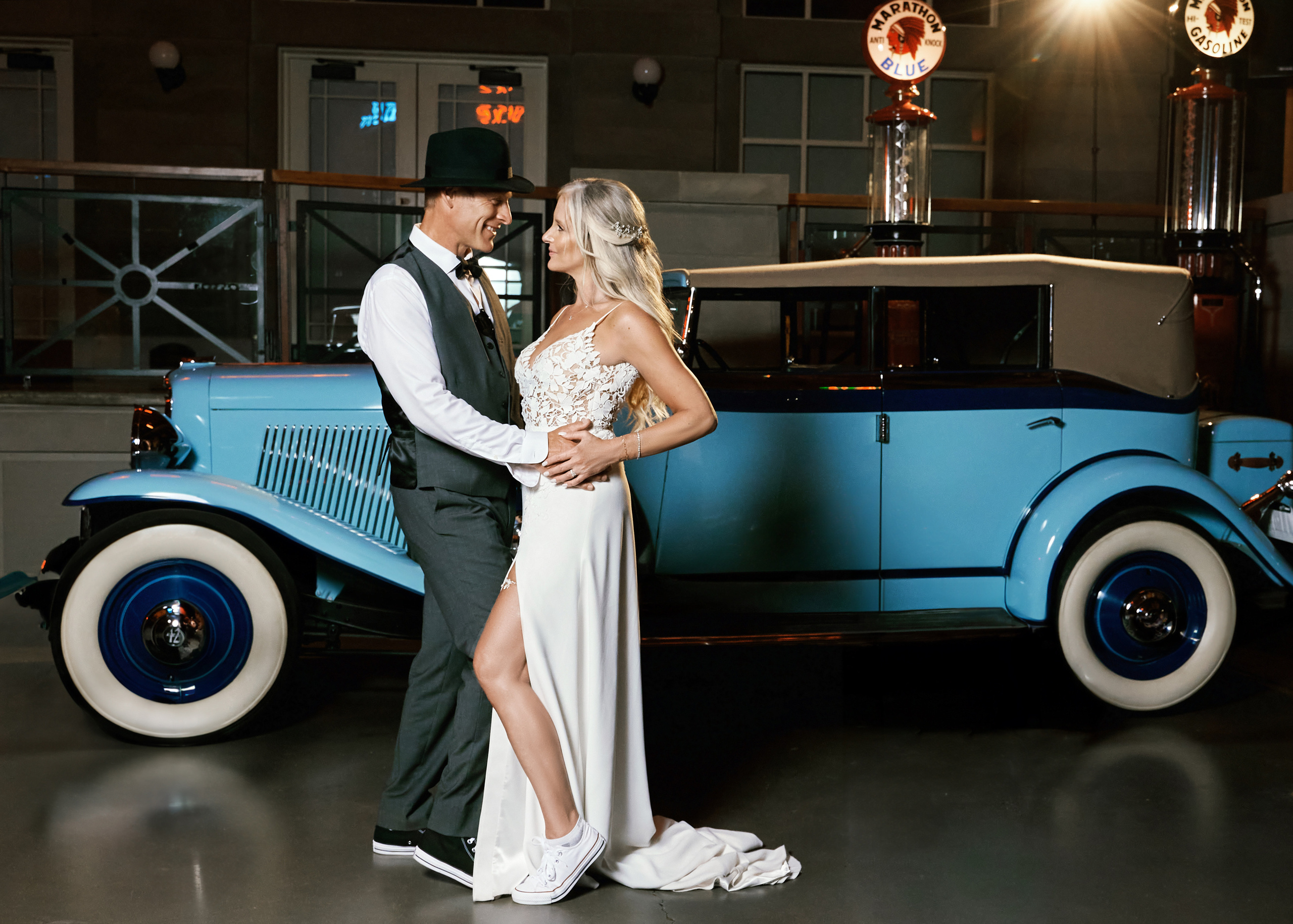 Wedding in Calgary Heritage park. Calgary wedding photographer. Andrii Bielikov