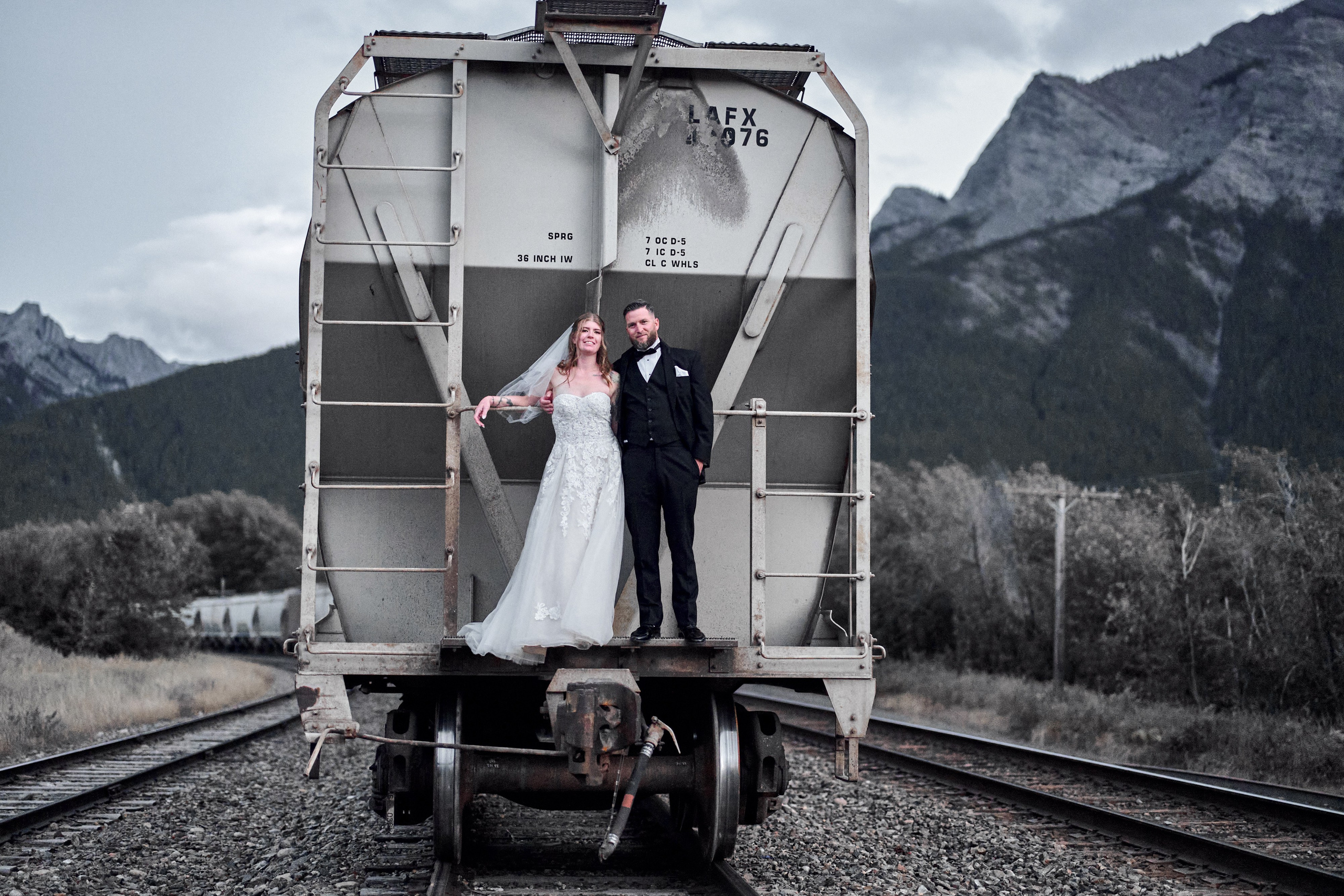 Benjamin&Courtney. Wedding in Kananaskis Park. Calgary wedding photographer. Andrii Bielikov