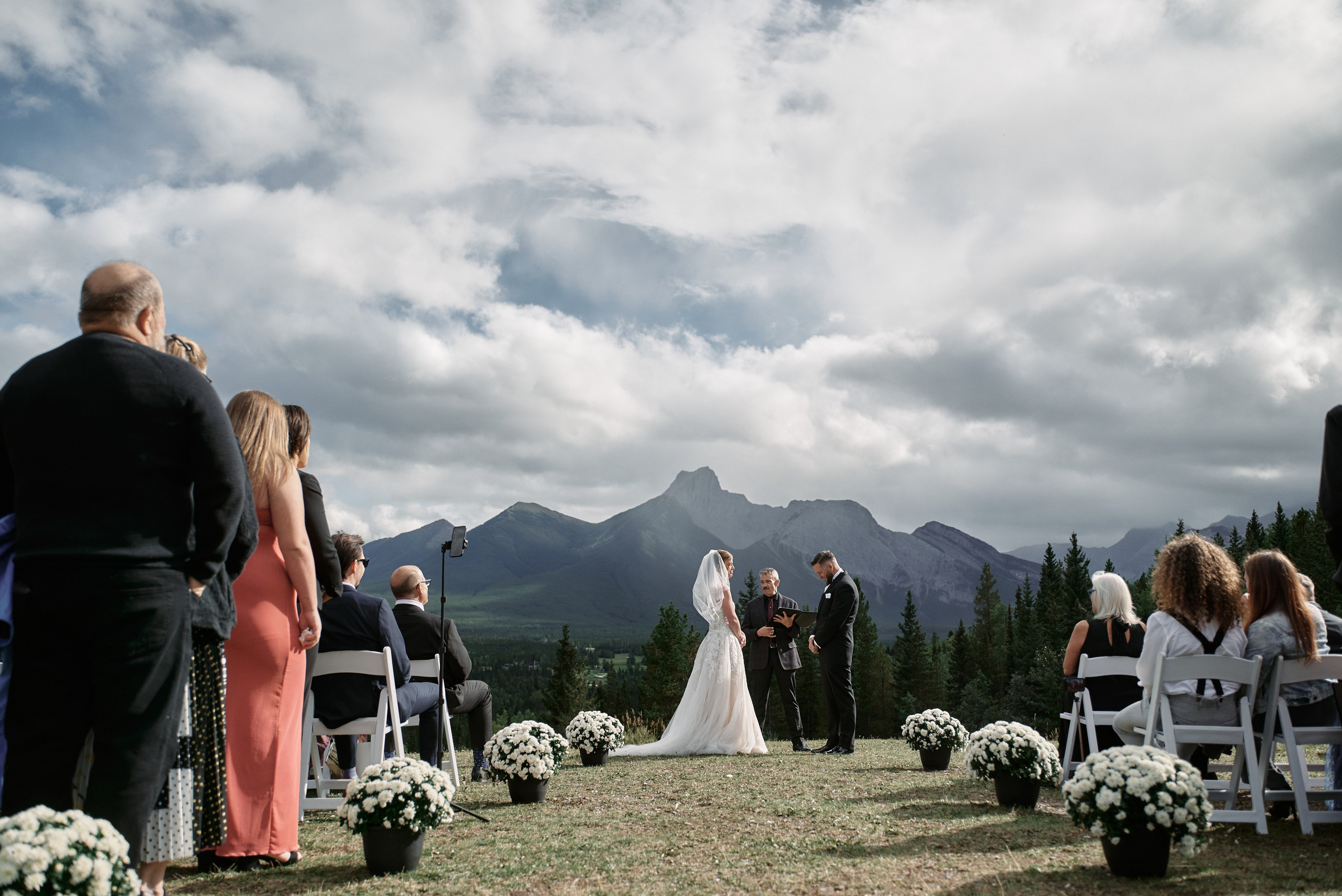 Benjamin&Courtney. Wedding in Kananaskis Park. Calgary wedding photographer. Andrii Bielikov