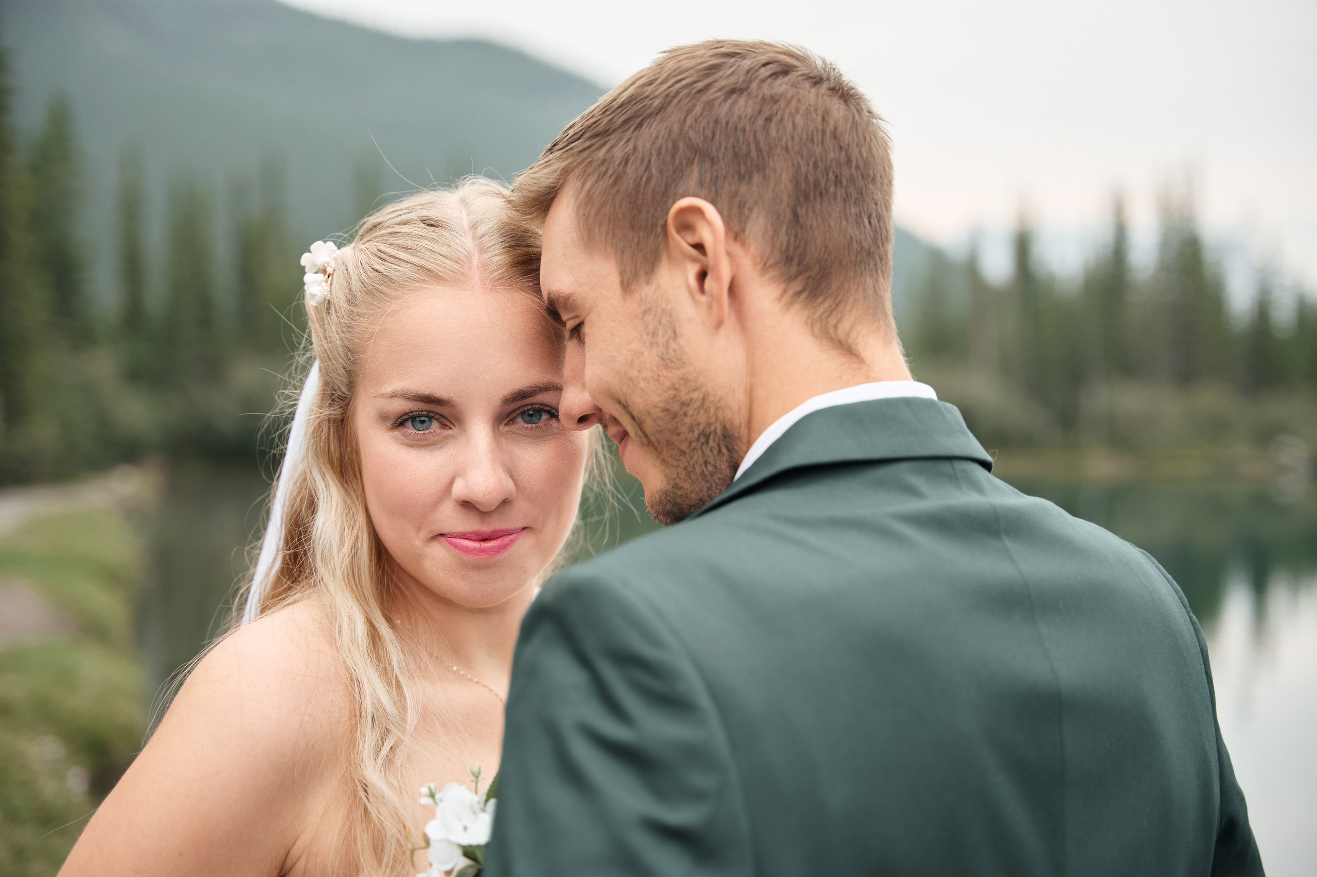 Natalie&Mat. A small, intimate wedding at Forgetmenot Lake, Kananaskis Park. Calgary wedding photographer. Andrii Bielikov