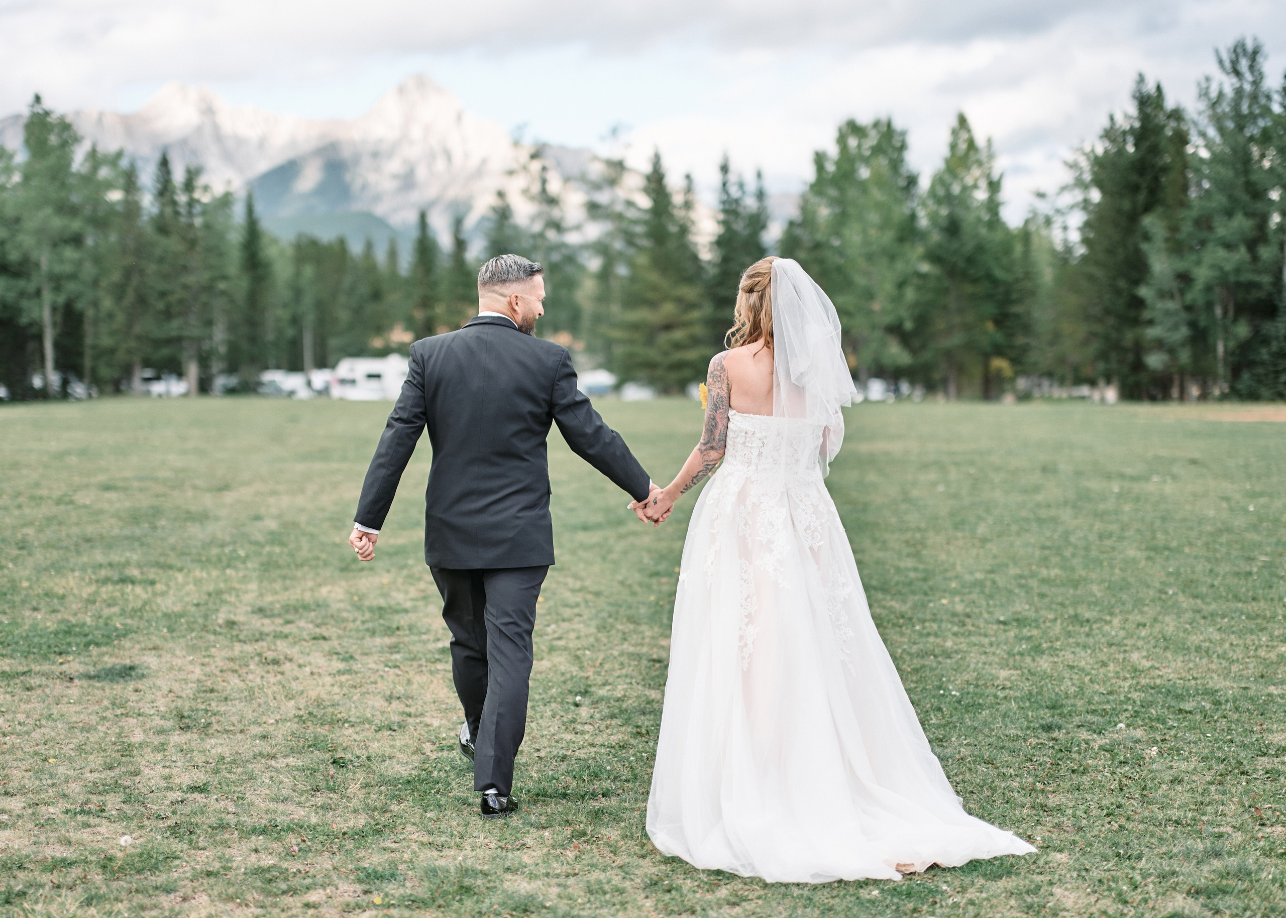 Benjamin&Courtney. Wedding in Kananaskis Park. Calgary wedding photographer. Andrii Bielikov