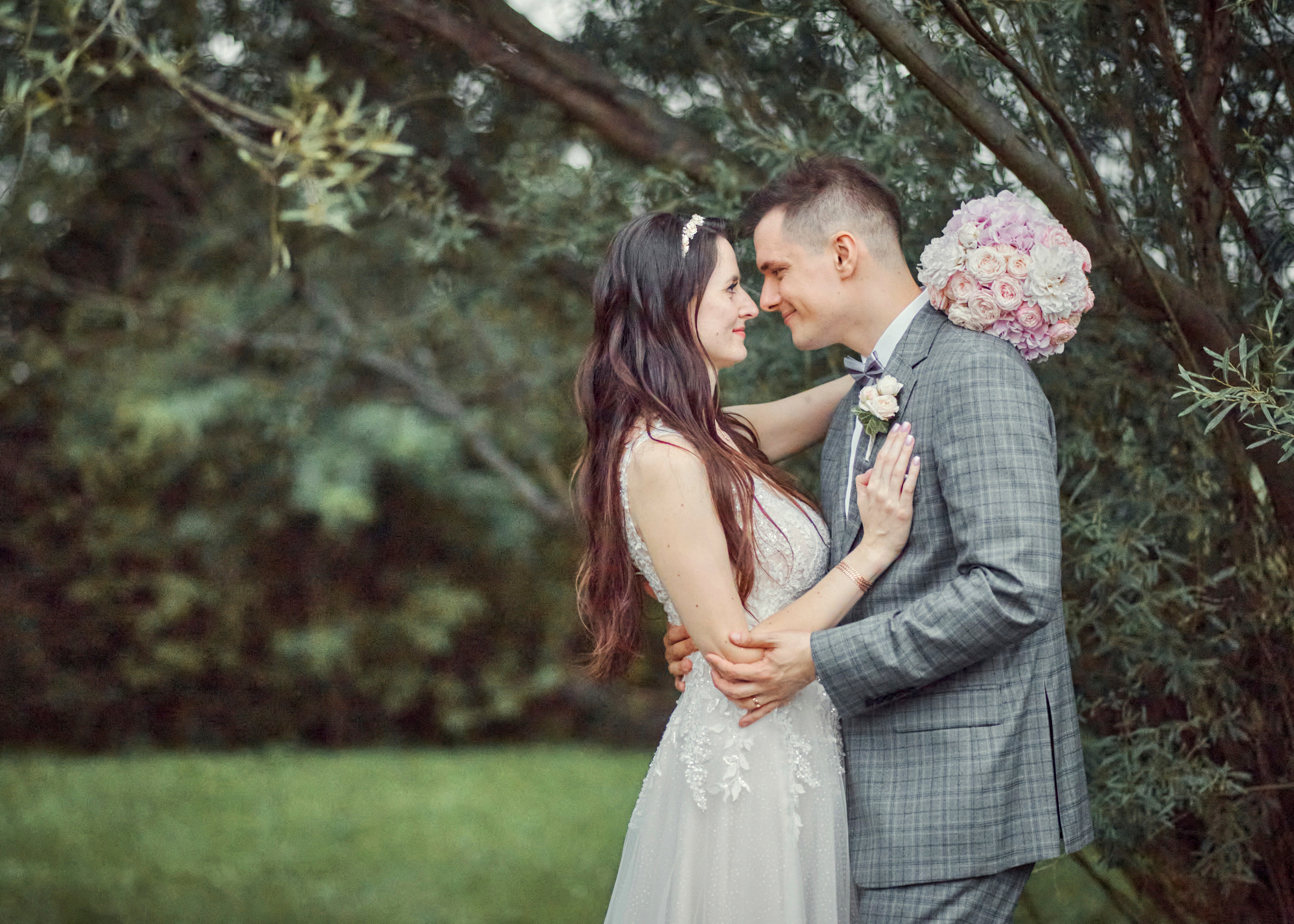 Wedding day. Calgary wedding photo and video. Photographer Andrii Bielikov