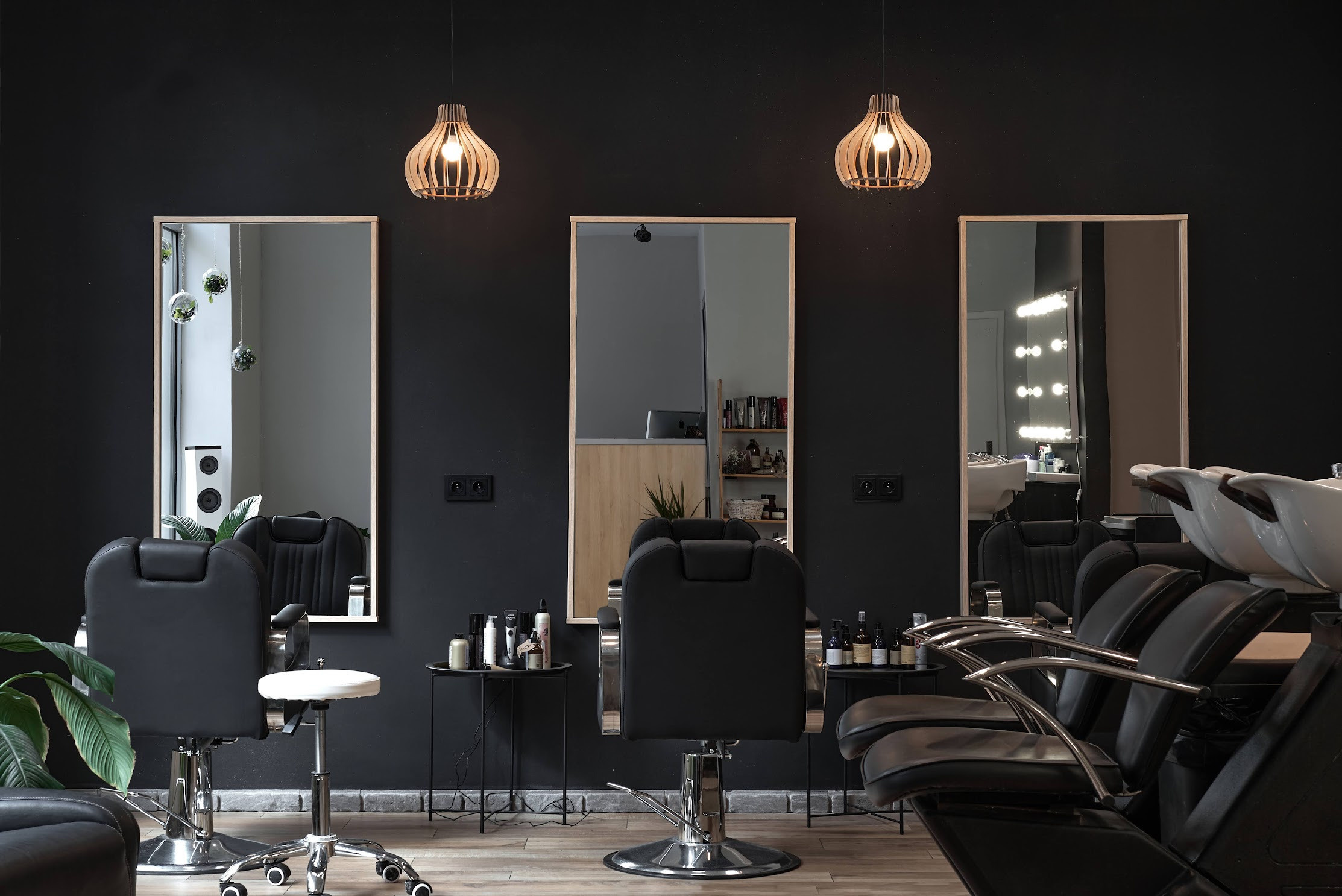 Photoshoot for a beauty salon. Calgary wedding photographer. Andrii Bielikov