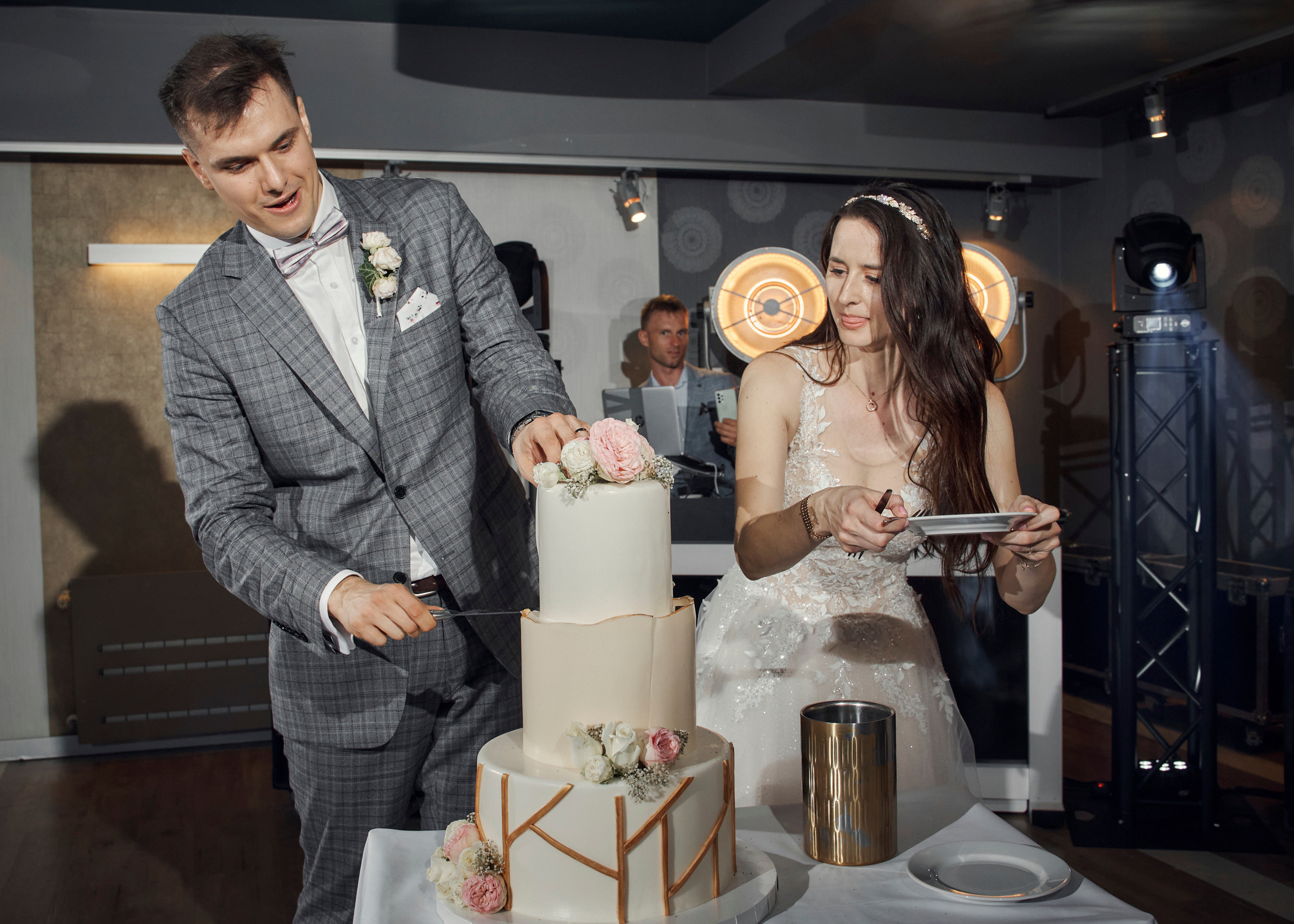 Wedding day. Calgary wedding photo and video. Photographer Andrii Bielikov