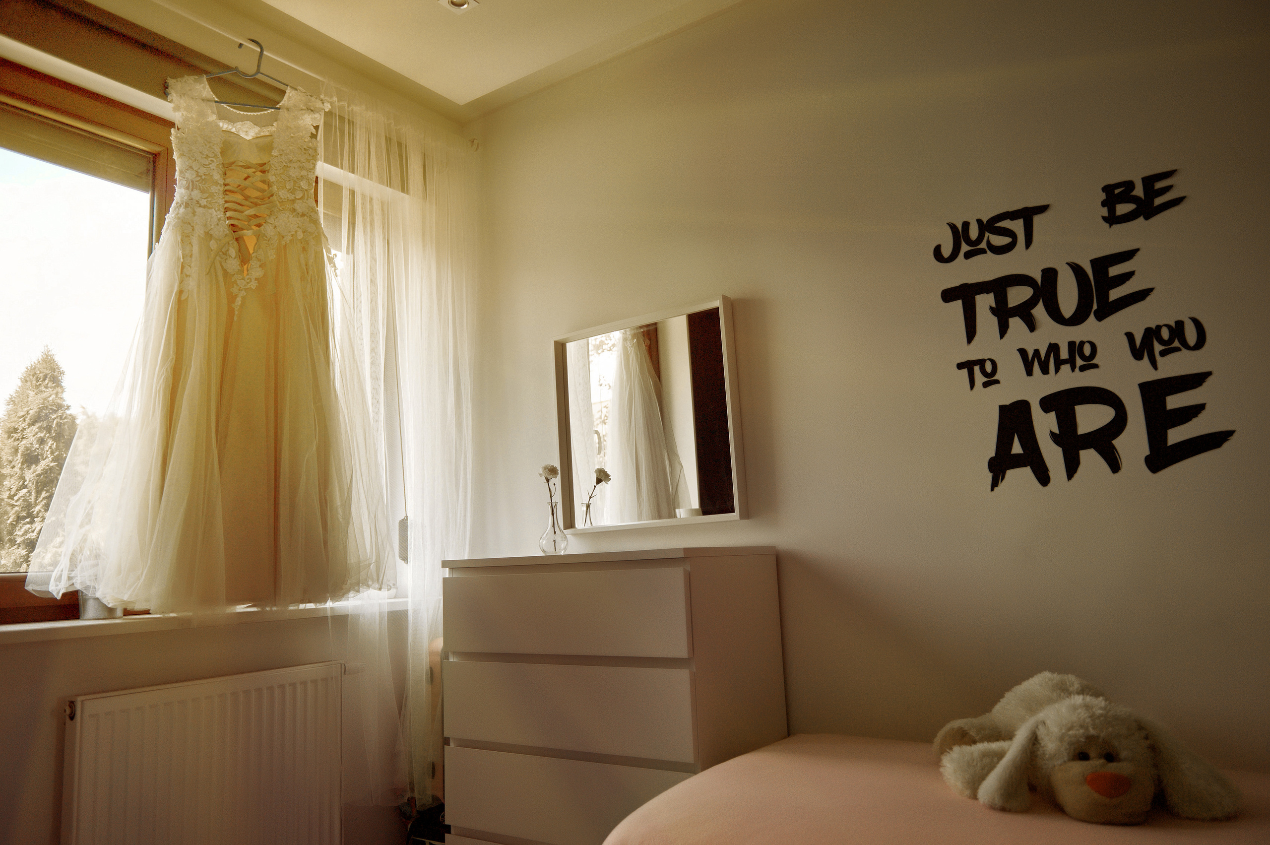 Carmel and Pavel wedding day. Calgary wedding photographer. Andrii Bielikov