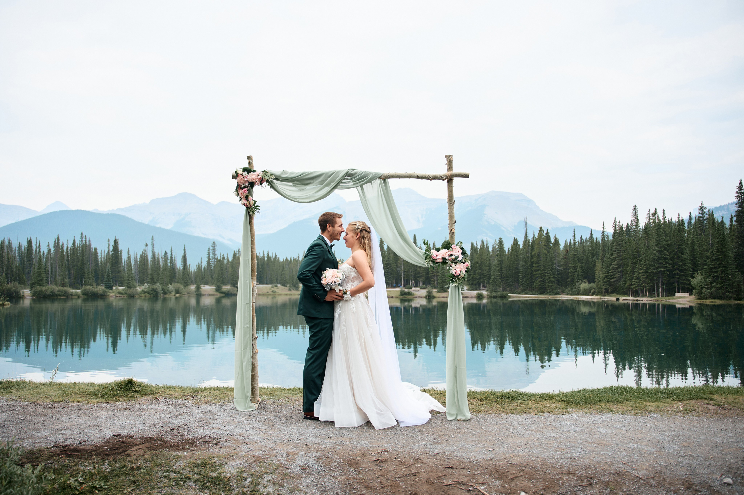Natalie&Mat. A small, intimate wedding at Forgetmenot Lake, Kananaskis Park. Calgary wedding photographer. Andrii Bielikov