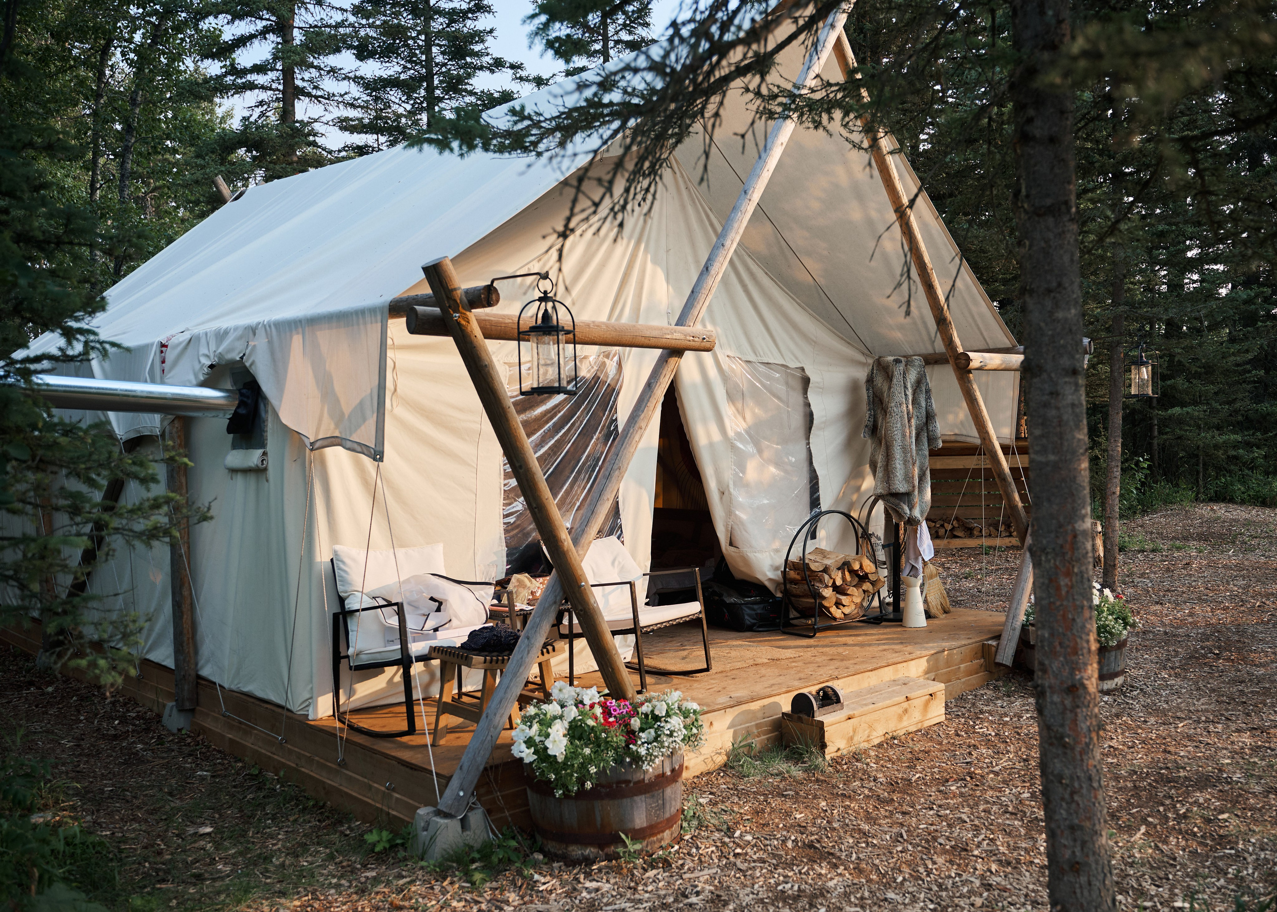 Natalie&Mat. A small, intimate wedding at Forgetmenot Lake, Kananaskis Park. Calgary wedding photographer. Andrii Bielikov