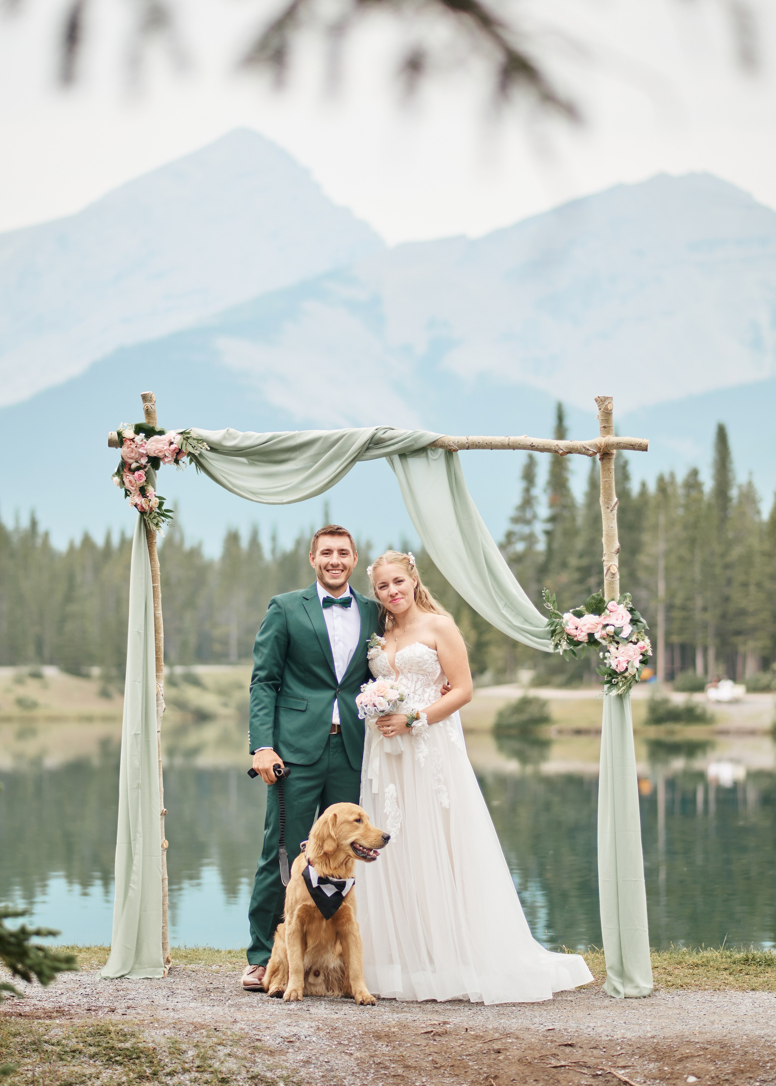 Natalie&Mat. A small, intimate wedding at Forgetmenot Lake, Kananaskis Park. Calgary wedding photographer. Andrii Bielikov