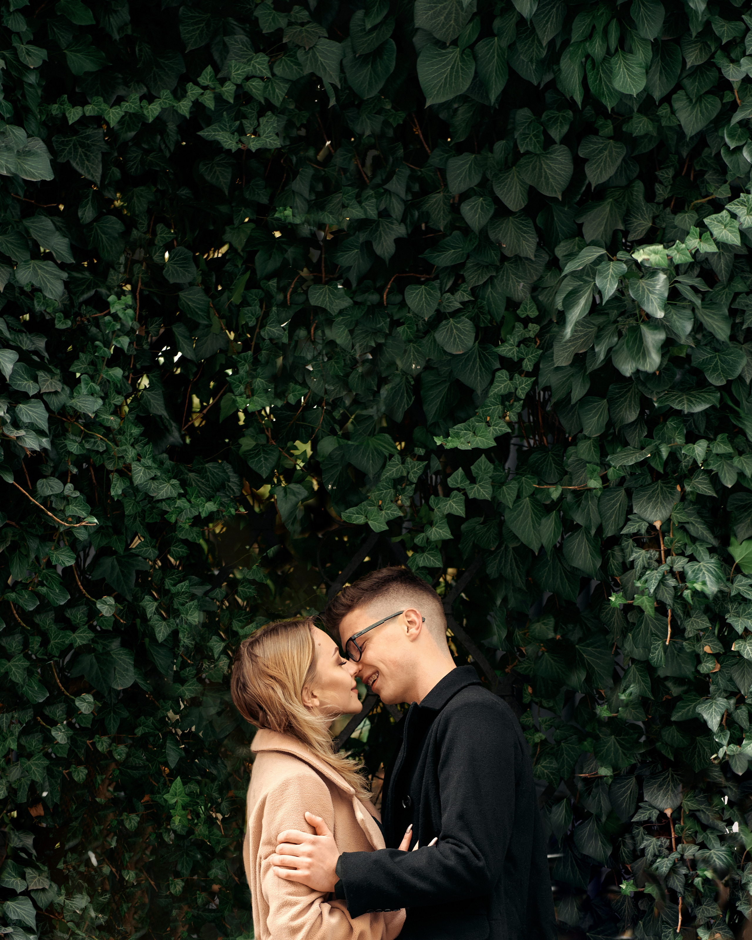 Fall romantic love story. Calgary wedding photographer. Andrii Bielikov