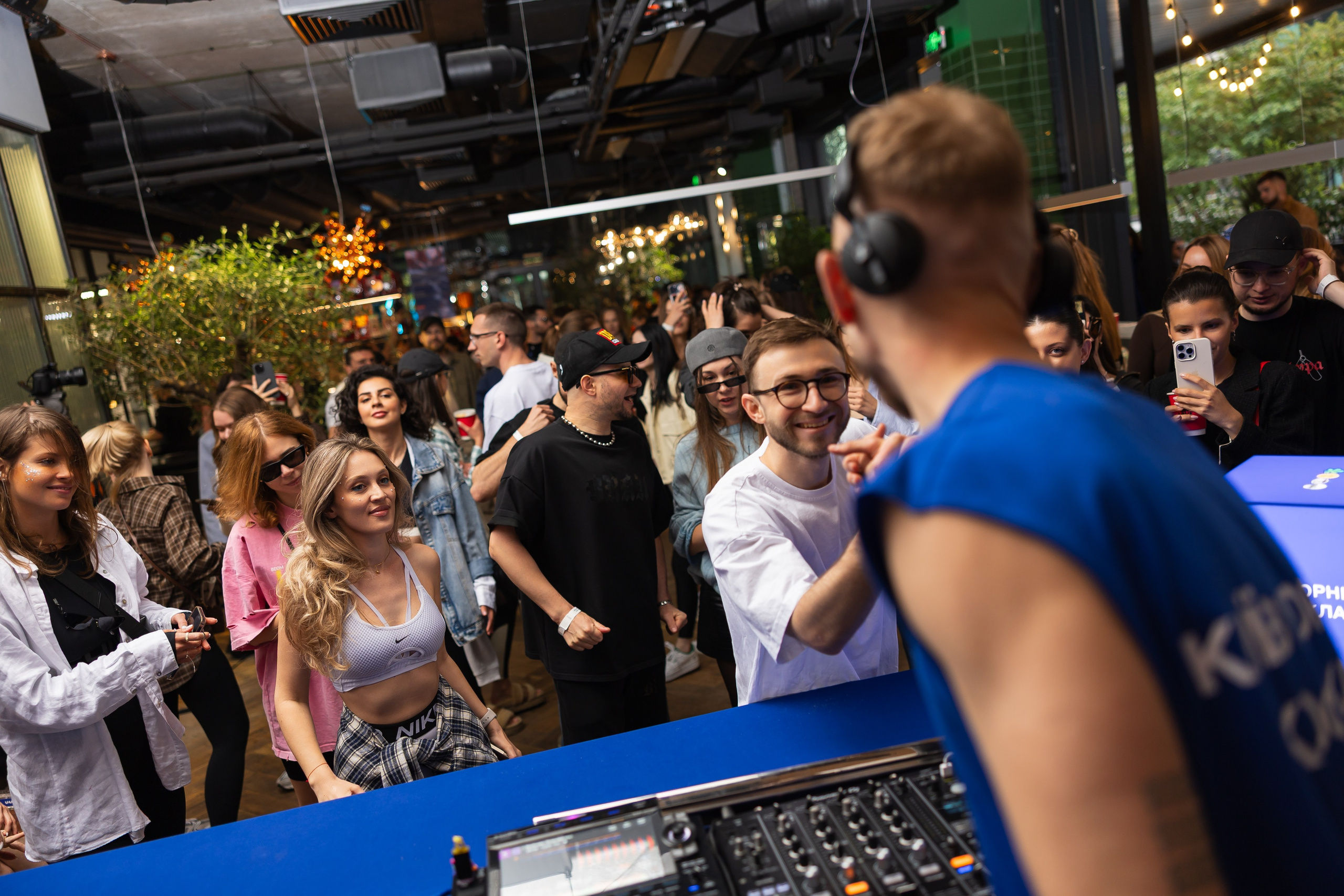 KYIV MORNING COFFEE CLUB. PODDUBNYAK ANDREY PHOTOGRAPHER