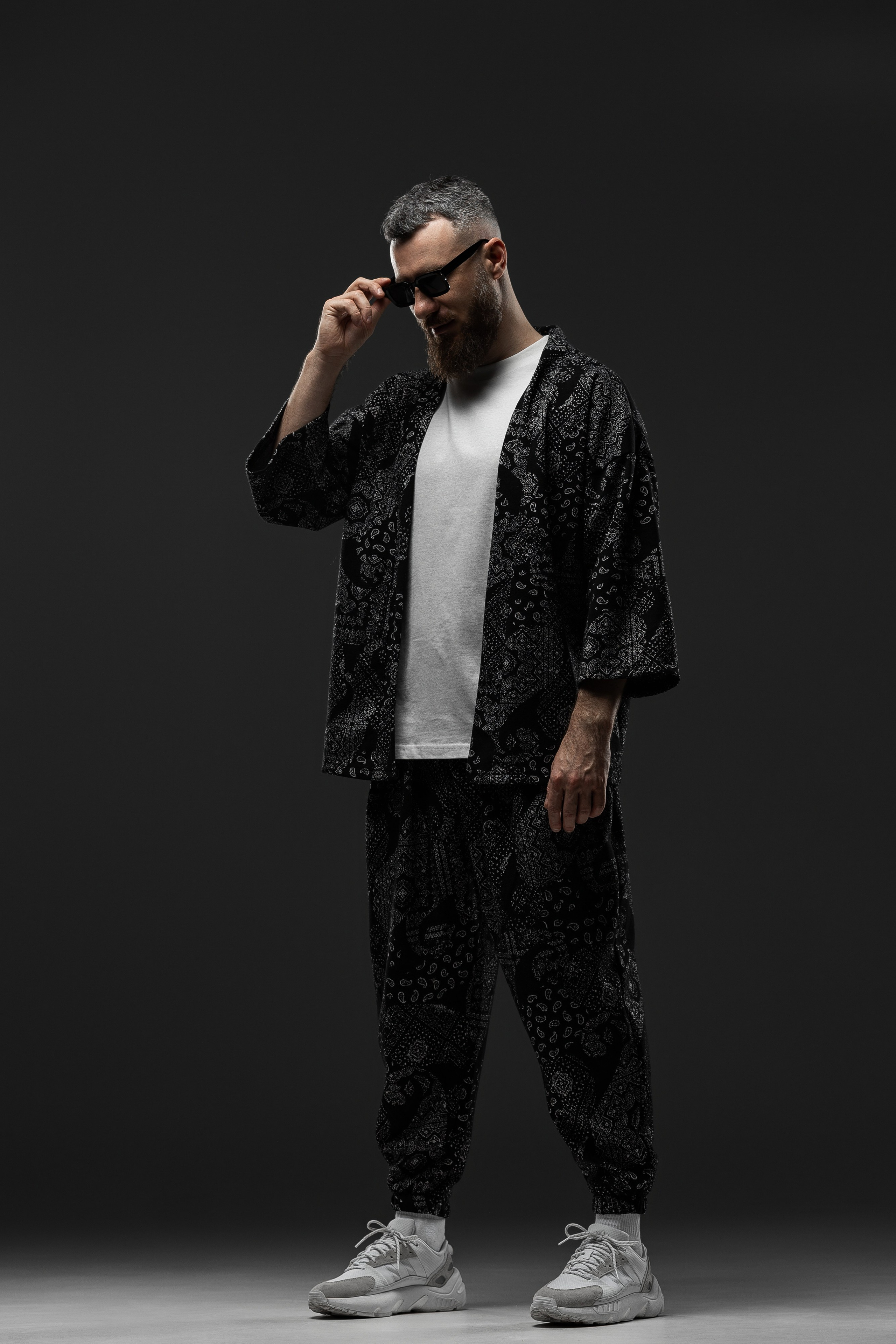 DMYTRO. PODDUBNYAK ANDREY PHOTOGRAPHER