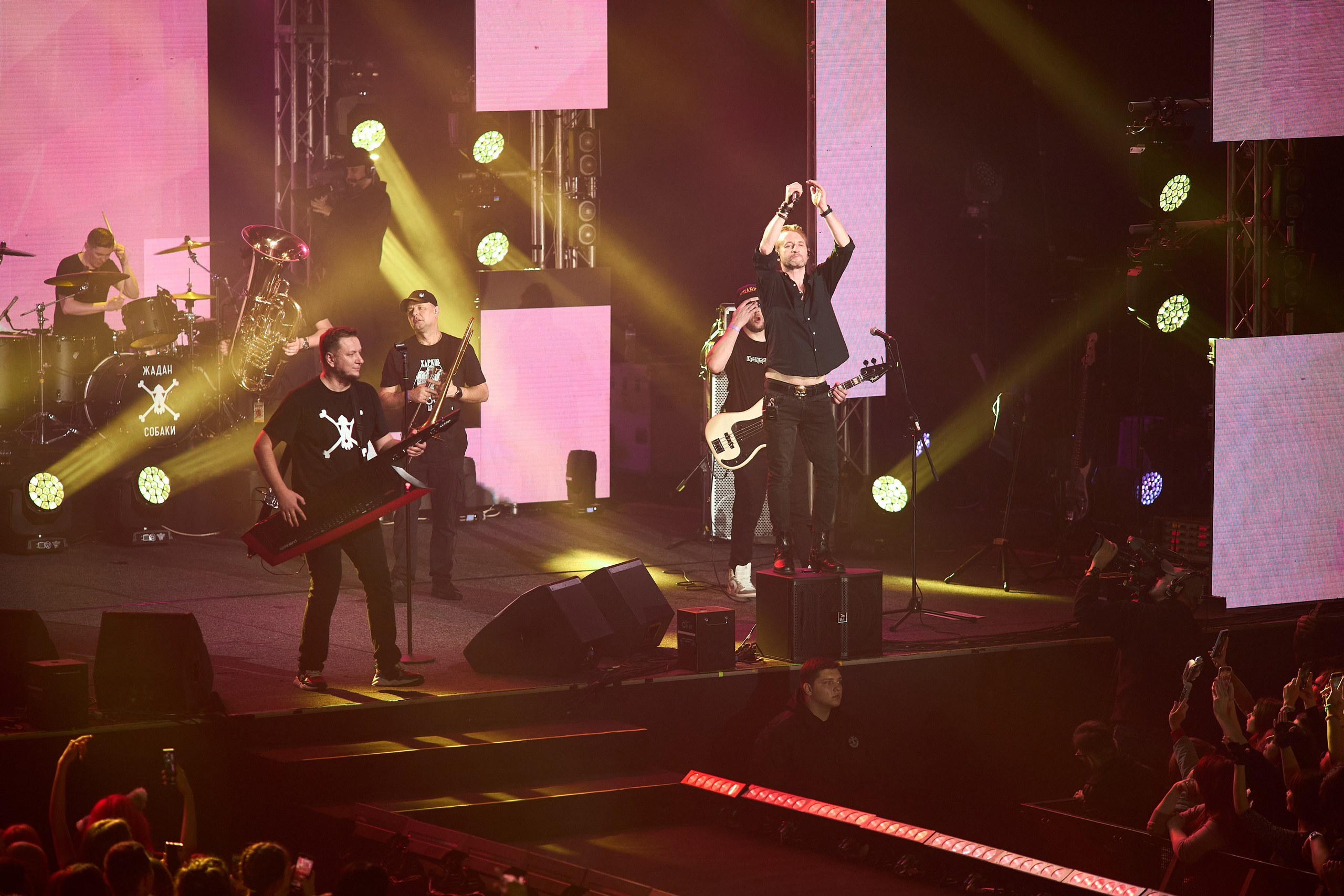 CONCERT — ZHADAN & SOBAKY. PODDUBNYAK ANDREY PHOTOGRAPHER