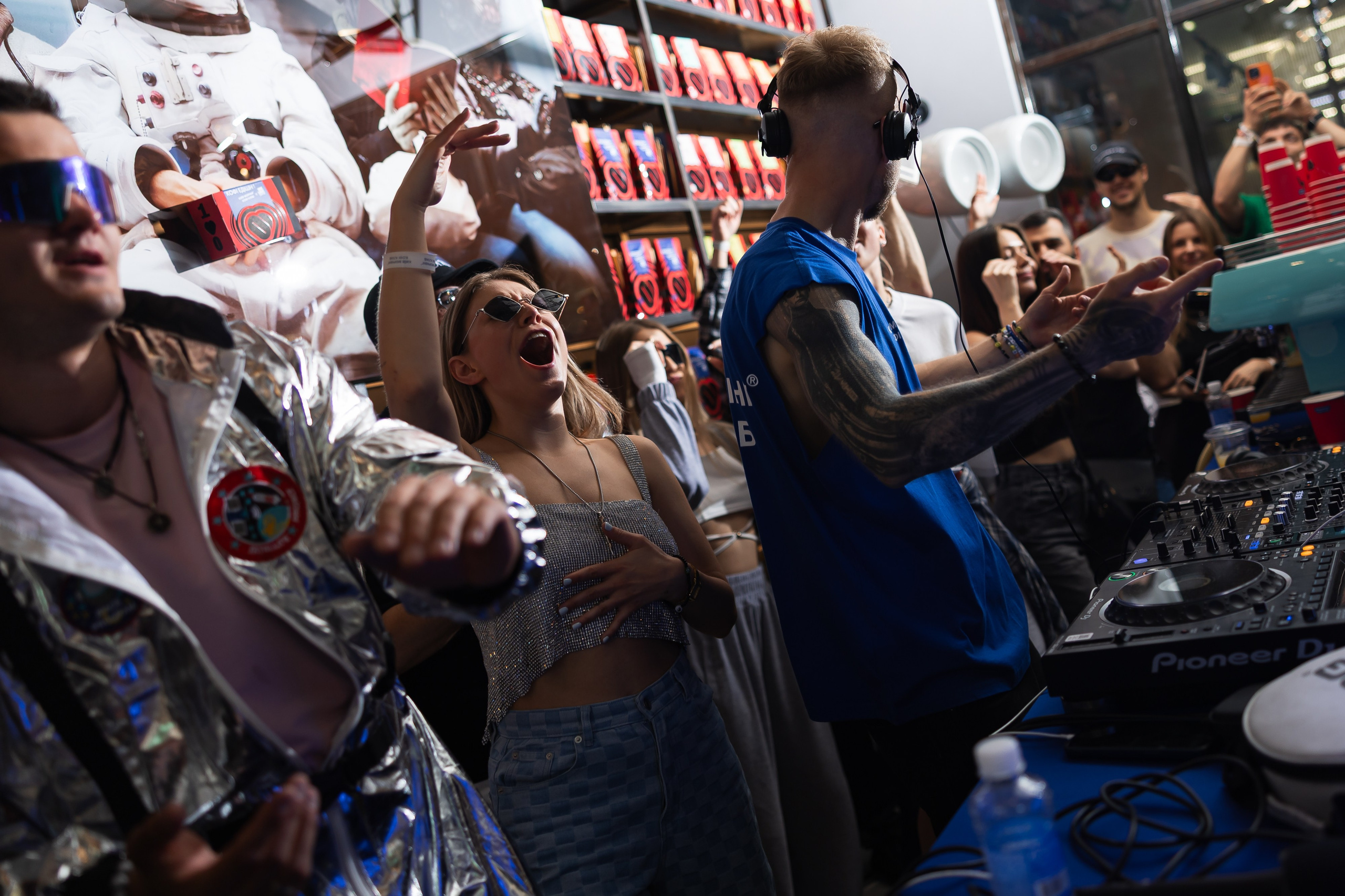 KYIV MORNING COFFEE CLUB. PODDUBNYAK ANDREY PHOTOGRAPHER