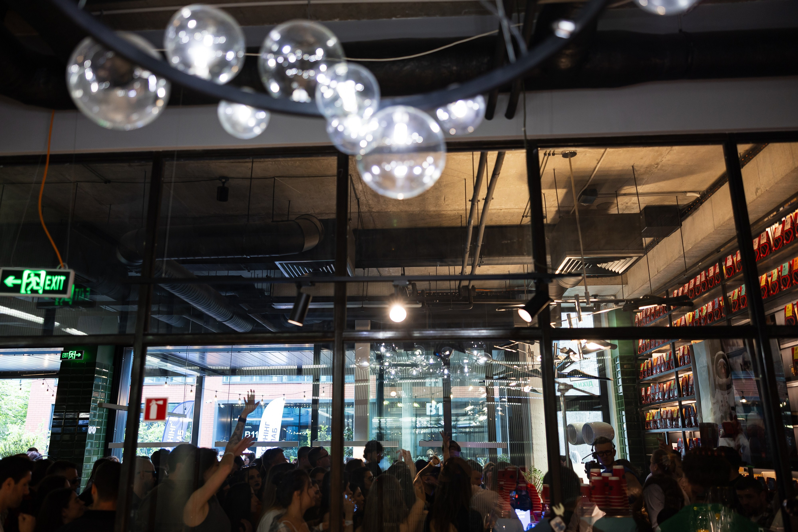 KYIV MORNING COFFEE CLUB. PODDUBNYAK ANDREY PHOTOGRAPHER