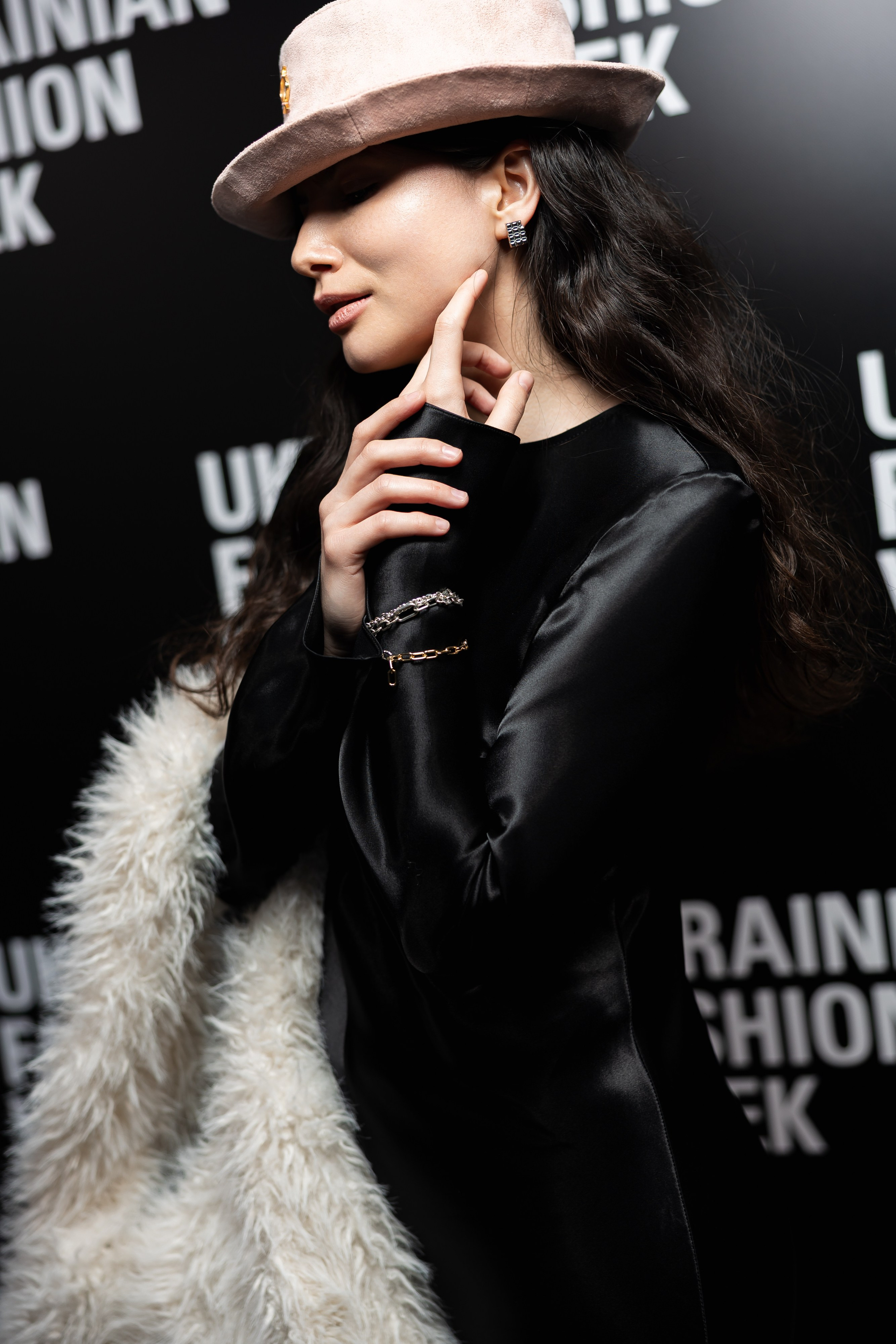 UKRAINIAN FASHION WEEK. PODDUBNYAK ANDREY PHOTOGRAPHER