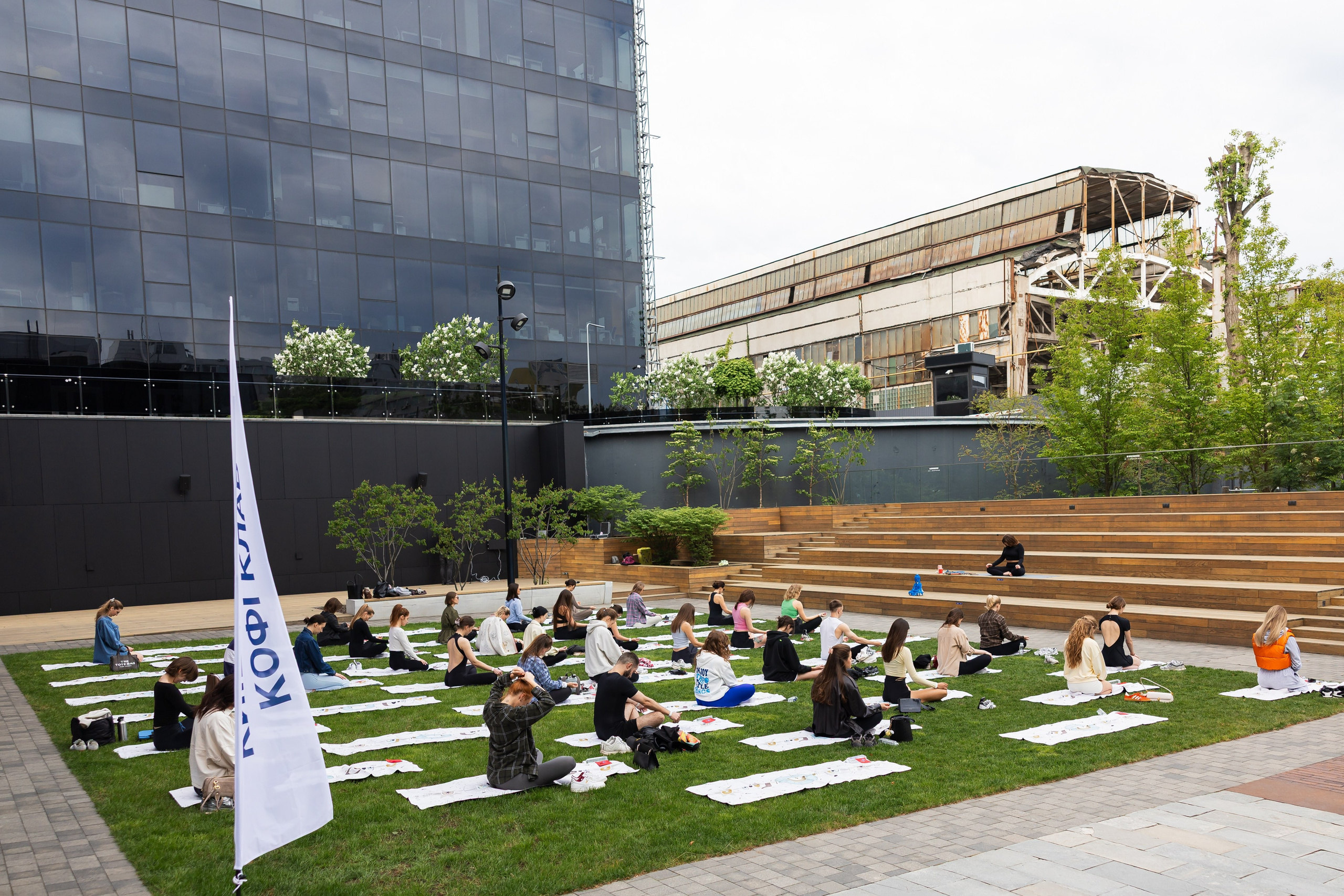KYIV MORNING COFFEE CLUB. PODDUBNYAK ANDREY PHOTOGRAPHER